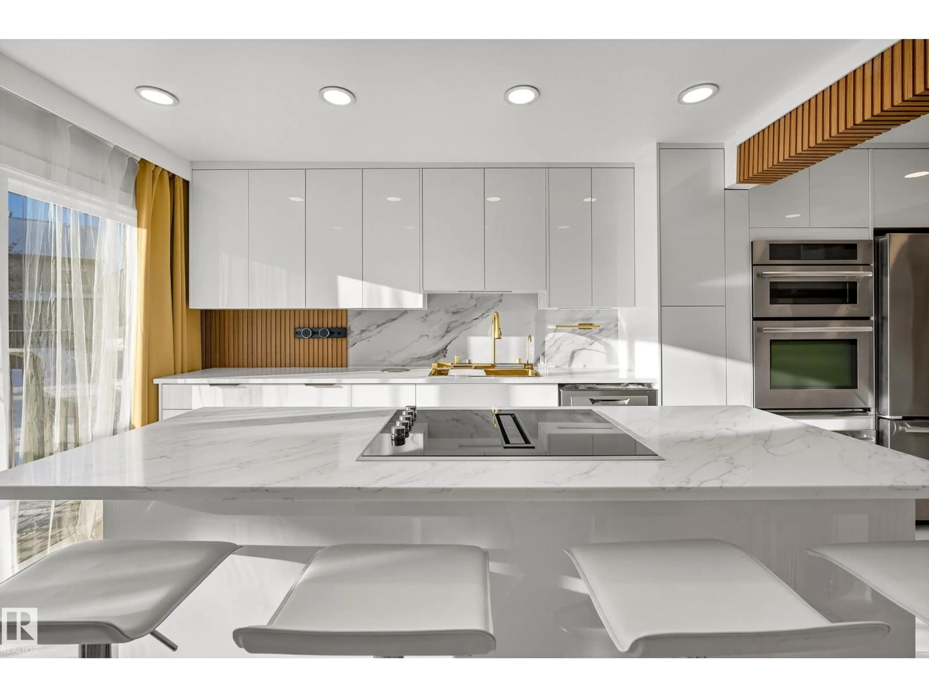 Open concept kitchen, ceramic/tile floor for NW - 11A MEADOWLARK VG, Edmonton Alberta T4R5X3