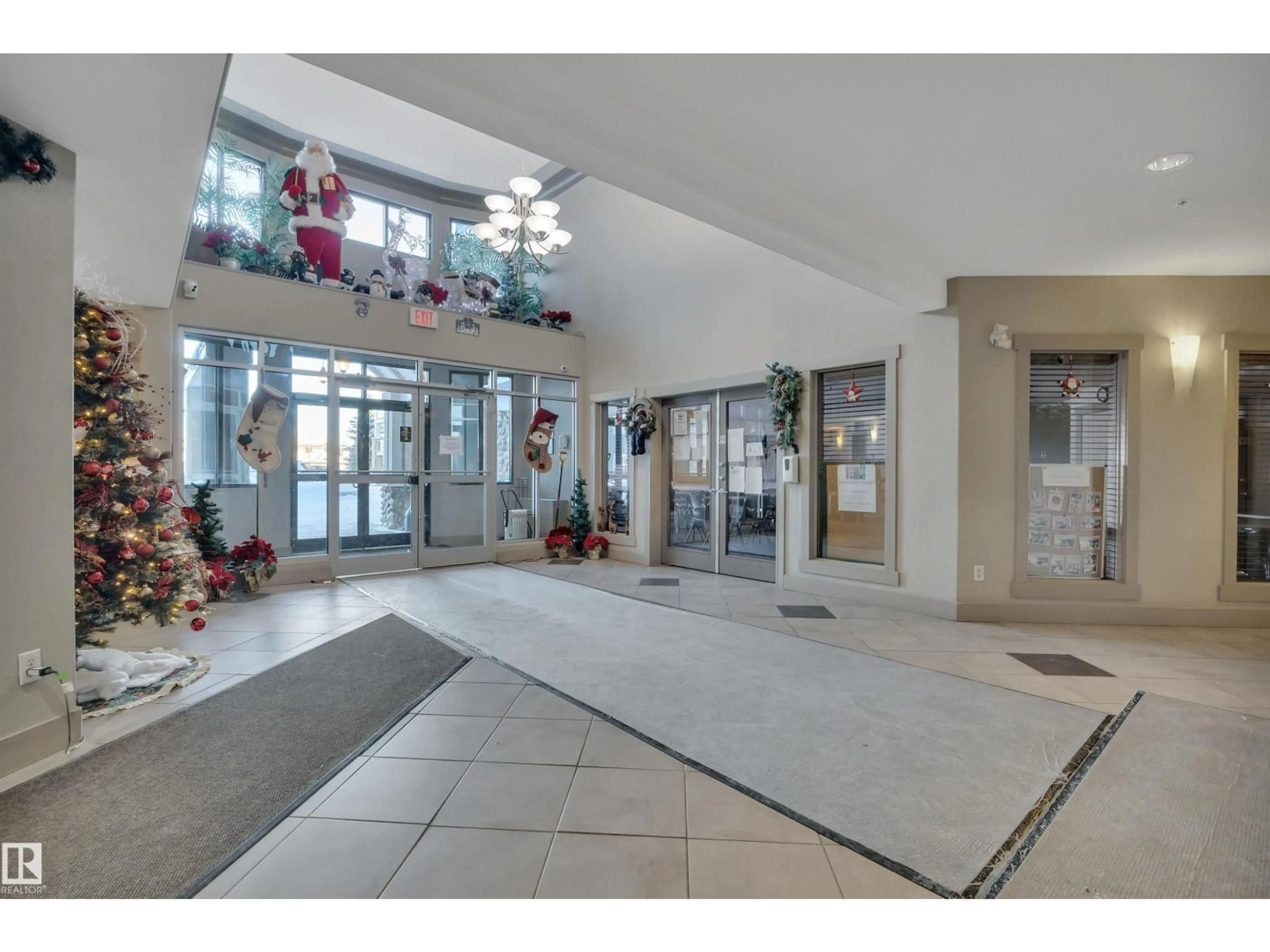 Lobby for NW - 119 16035 132 ST, Edmonton Alberta T6V0B4