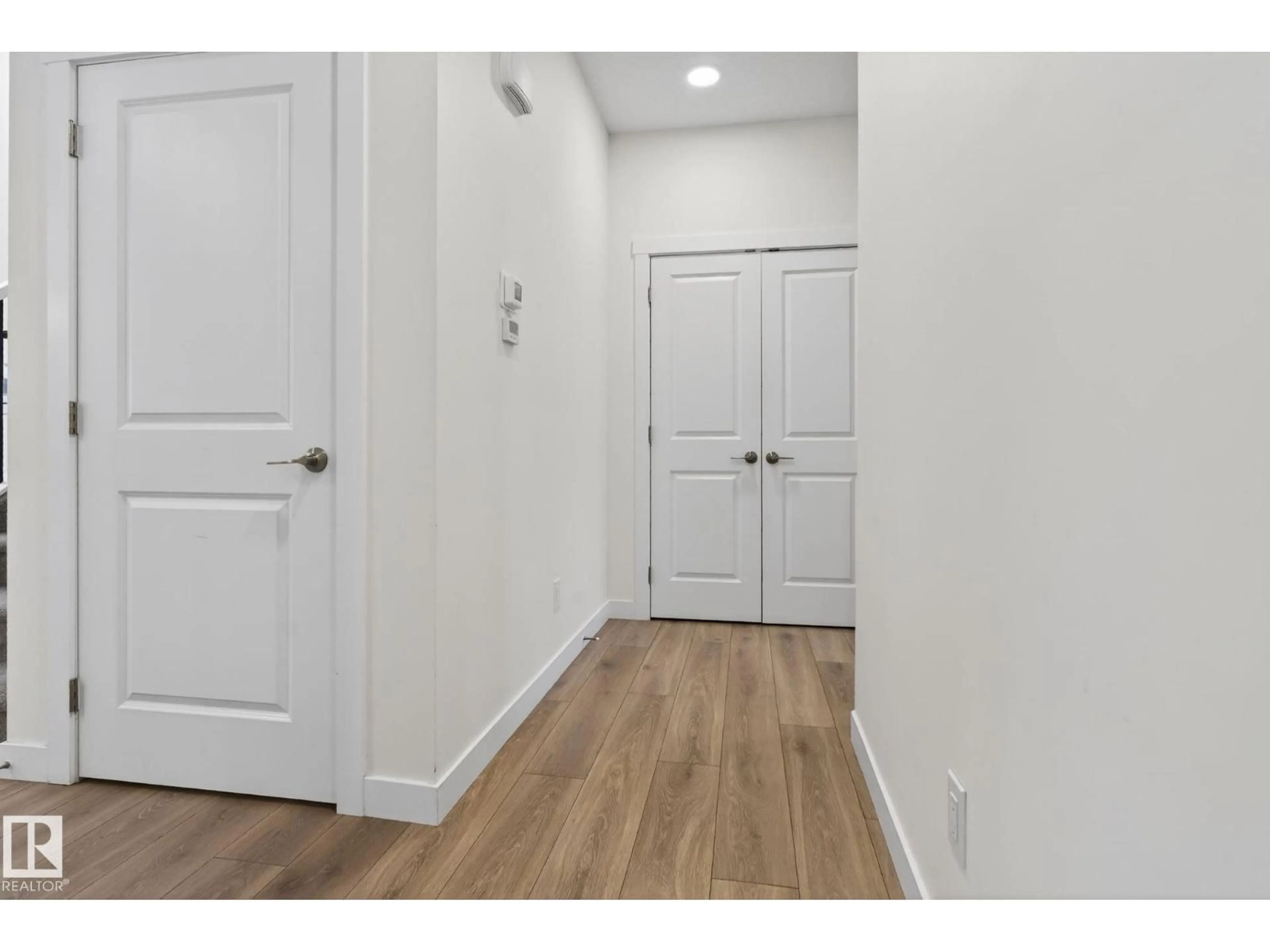 Indoor entryway for 7344 177 AV, Edmonton Alberta T5Z0V9