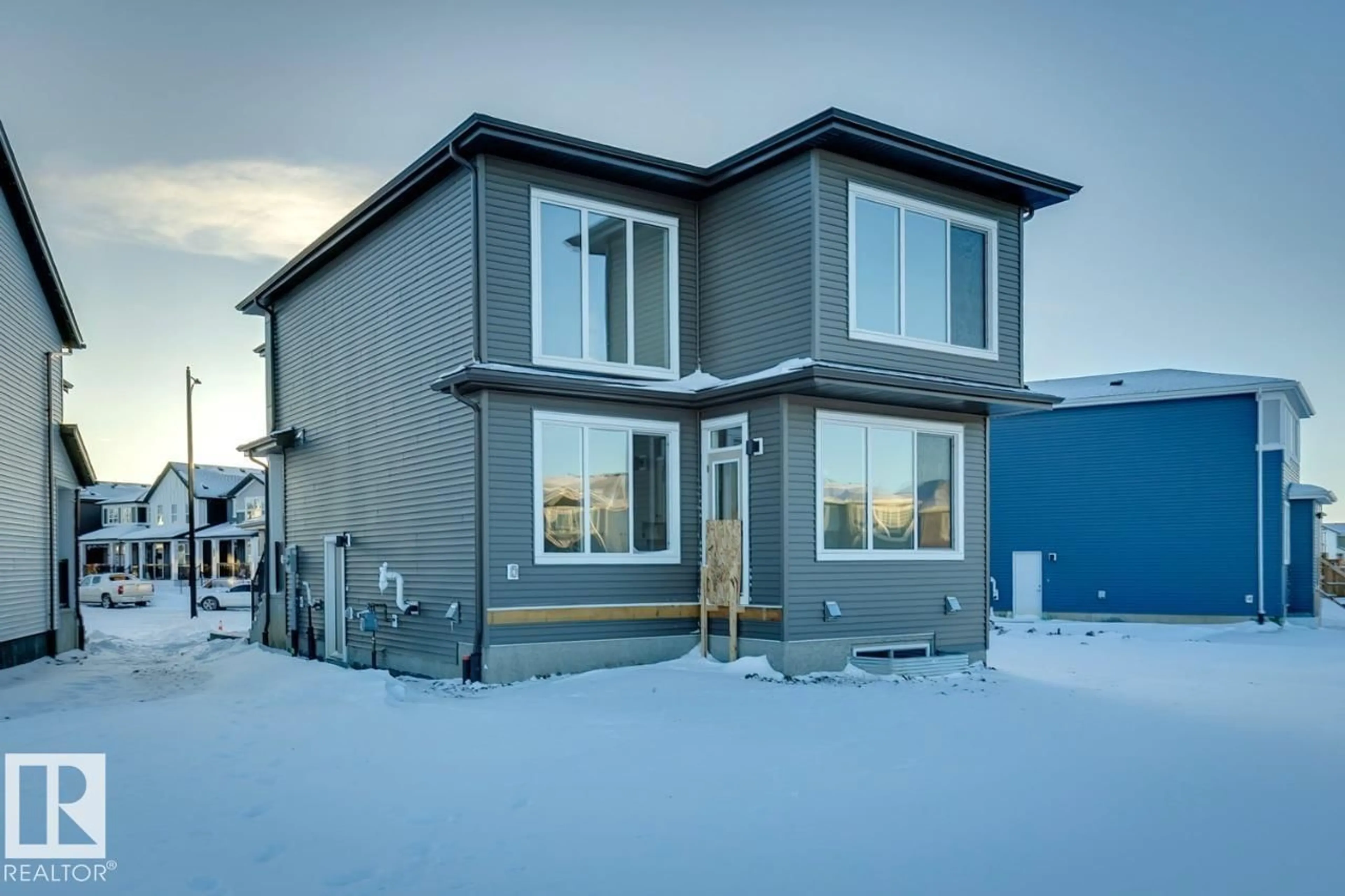 Home with vinyl exterior material, building for 5131 69 ST, Beaumont Alberta T4X2Z3