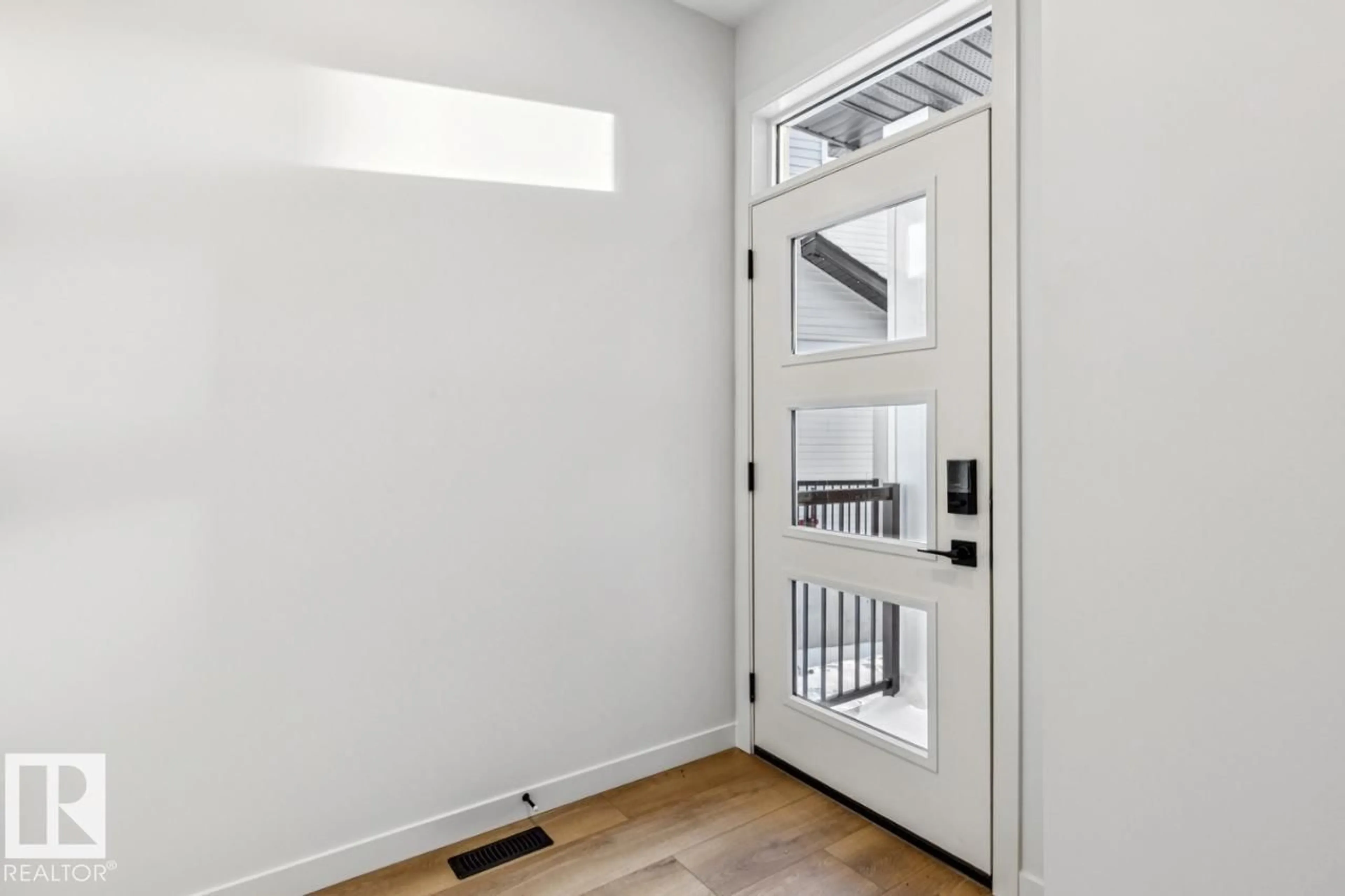 Indoor entryway for 5131 69 ST, Beaumont Alberta T4X2Z3