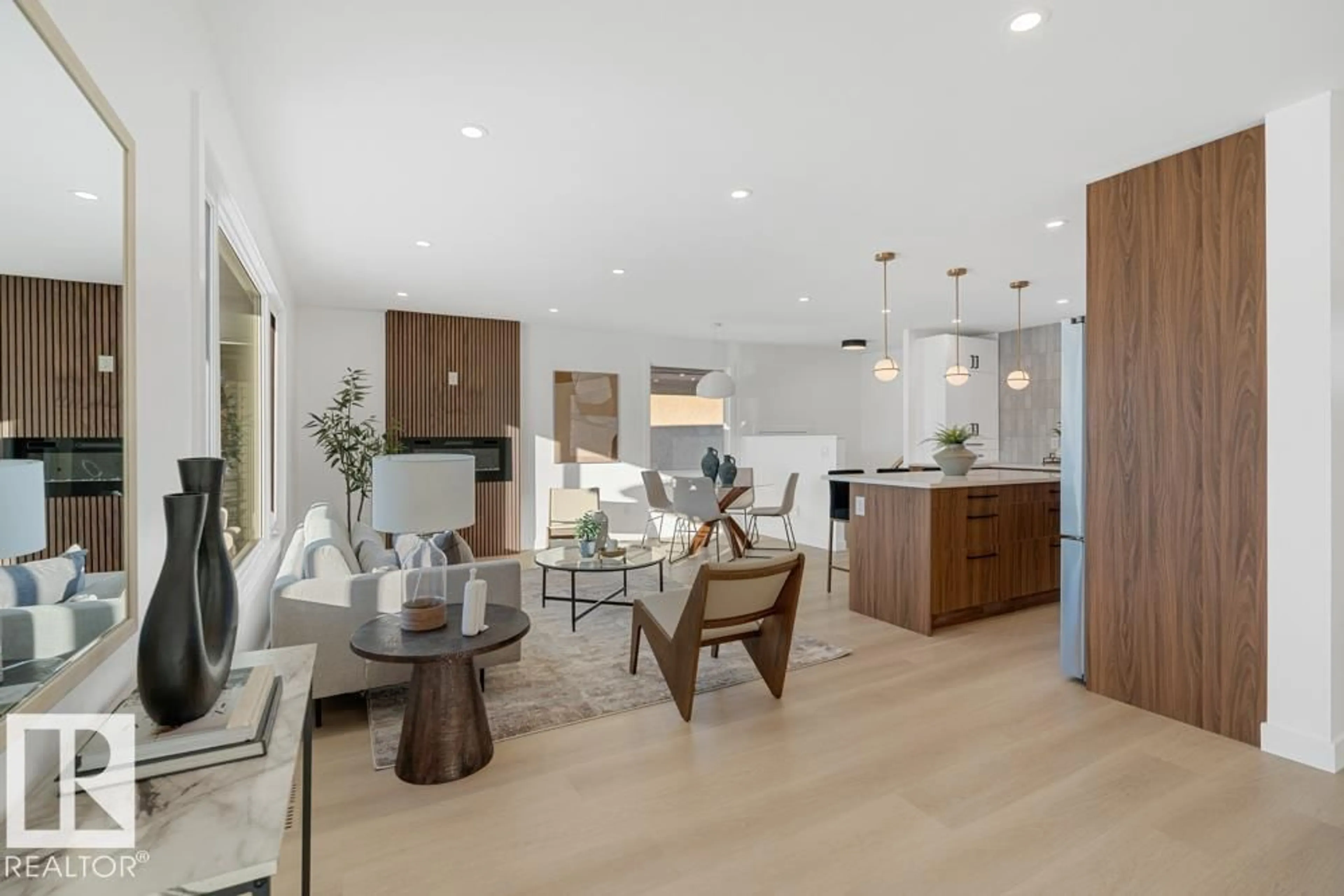 Open concept kitchen, unknown for NW - 6408 88 AV, Edmonton Alberta T6B0M2