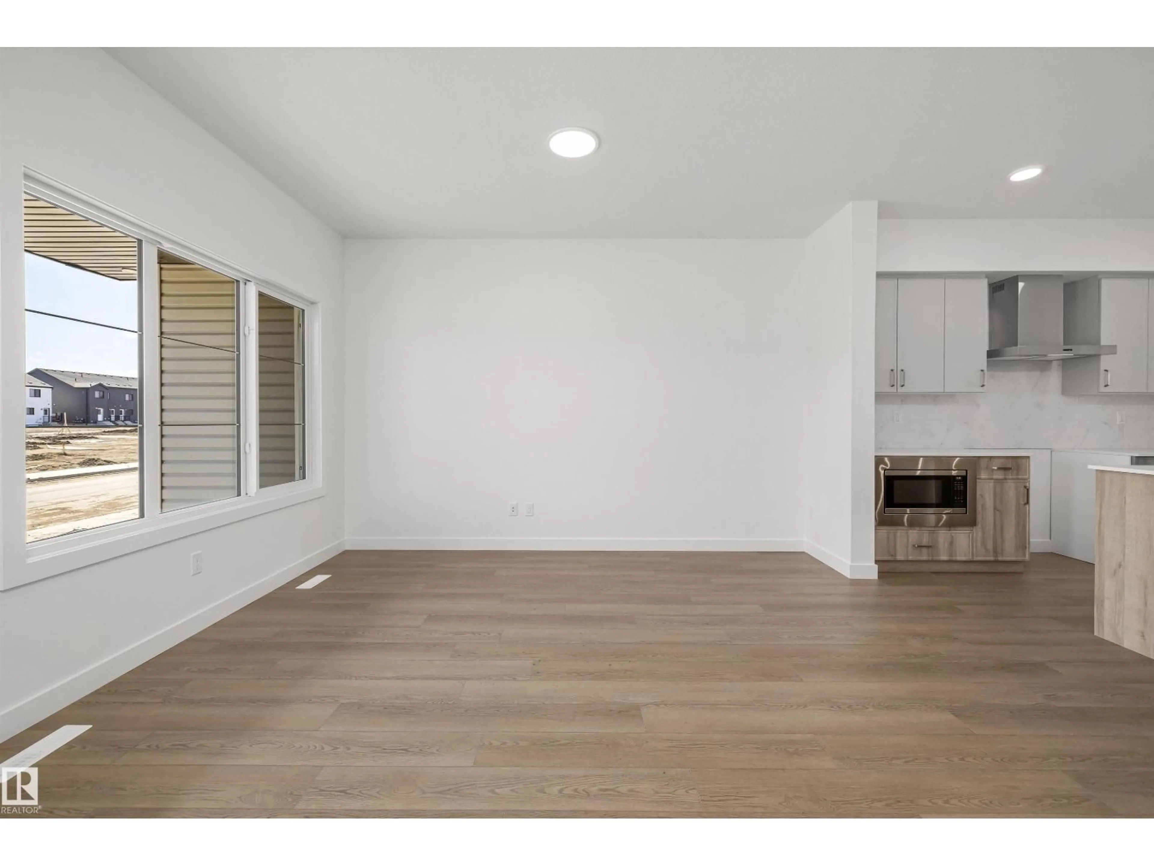 A pic of a room for NE - 618 176 AV, Edmonton Alberta T5Y4J9