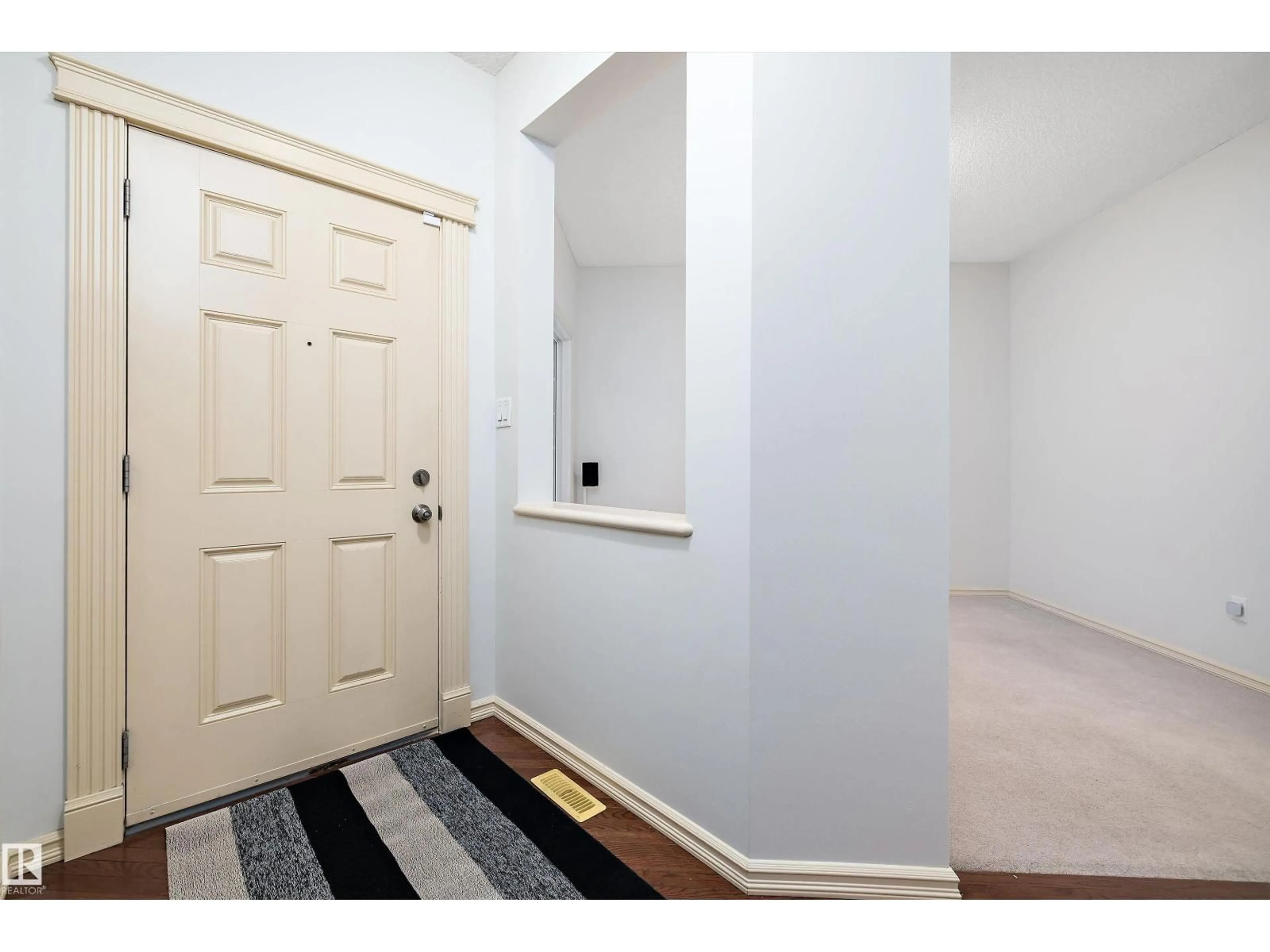 Indoor entryway for NW - 17831 84 ST, Edmonton Alberta T5Z0C3