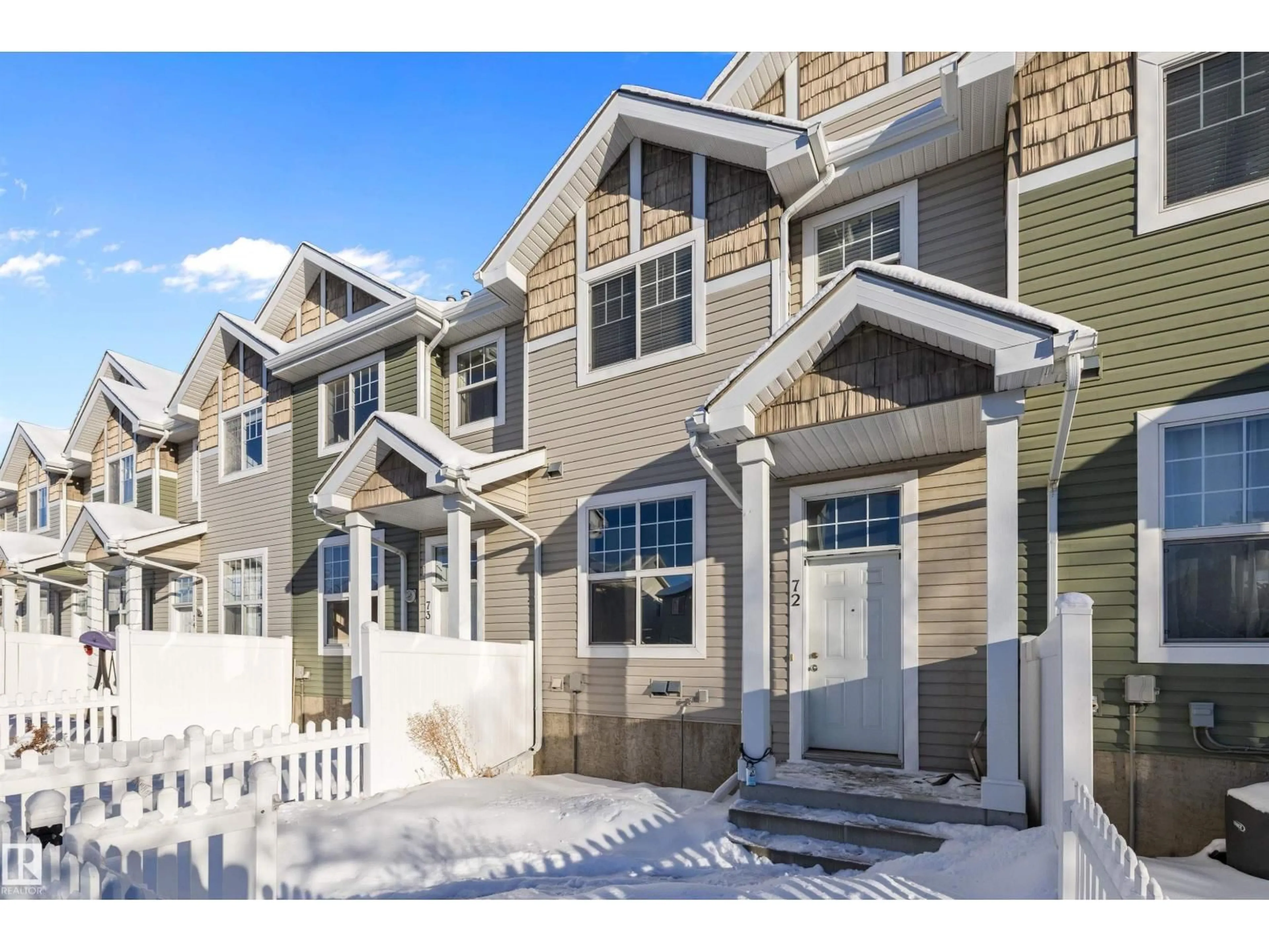 Home with vinyl exterior material, street for 72 - 5604 199 ST NW, Edmonton Alberta T6M2Z9