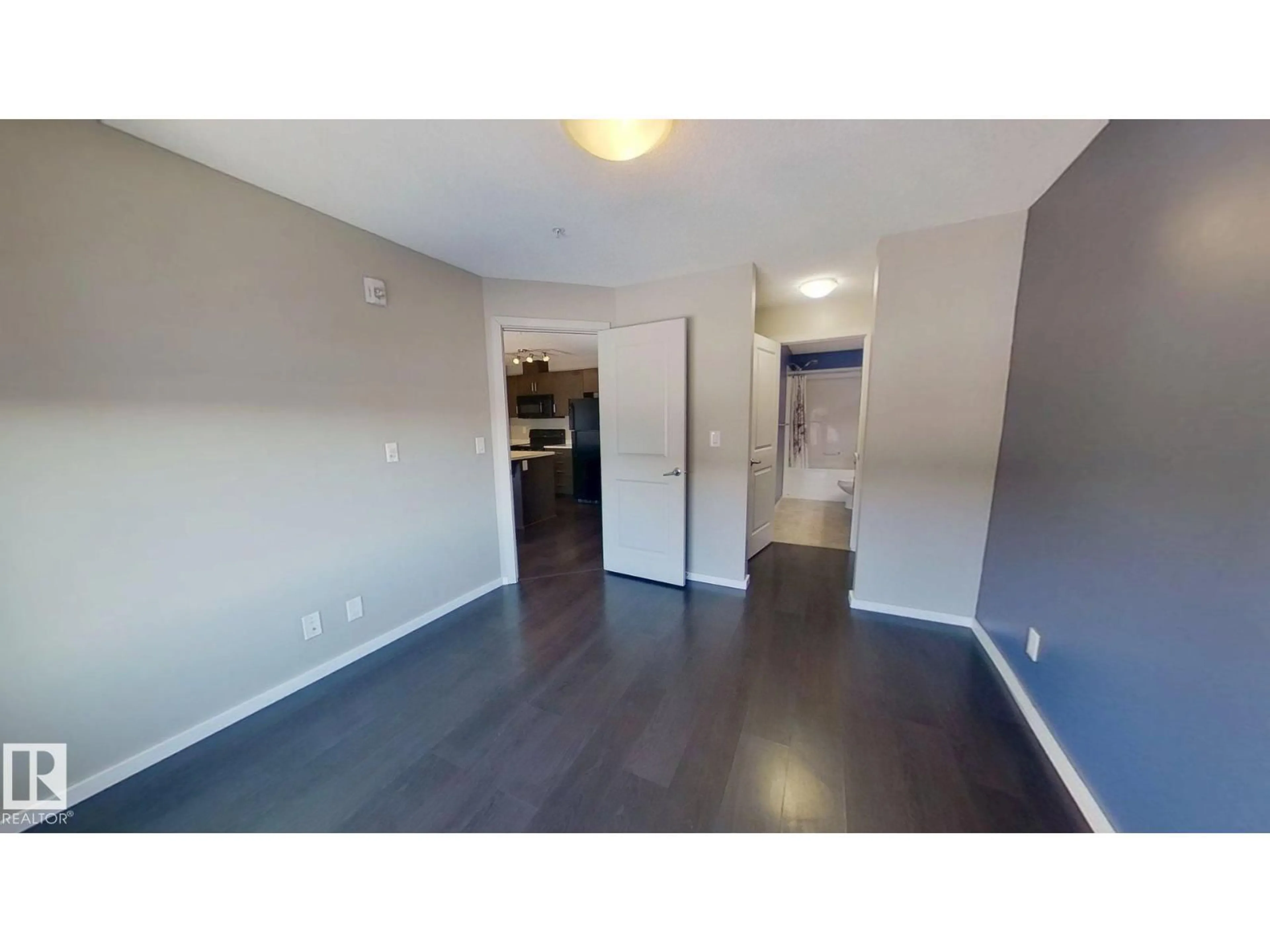 A pic of a room for #234 - 5515 7 AV, Edmonton Alberta T6X2A8