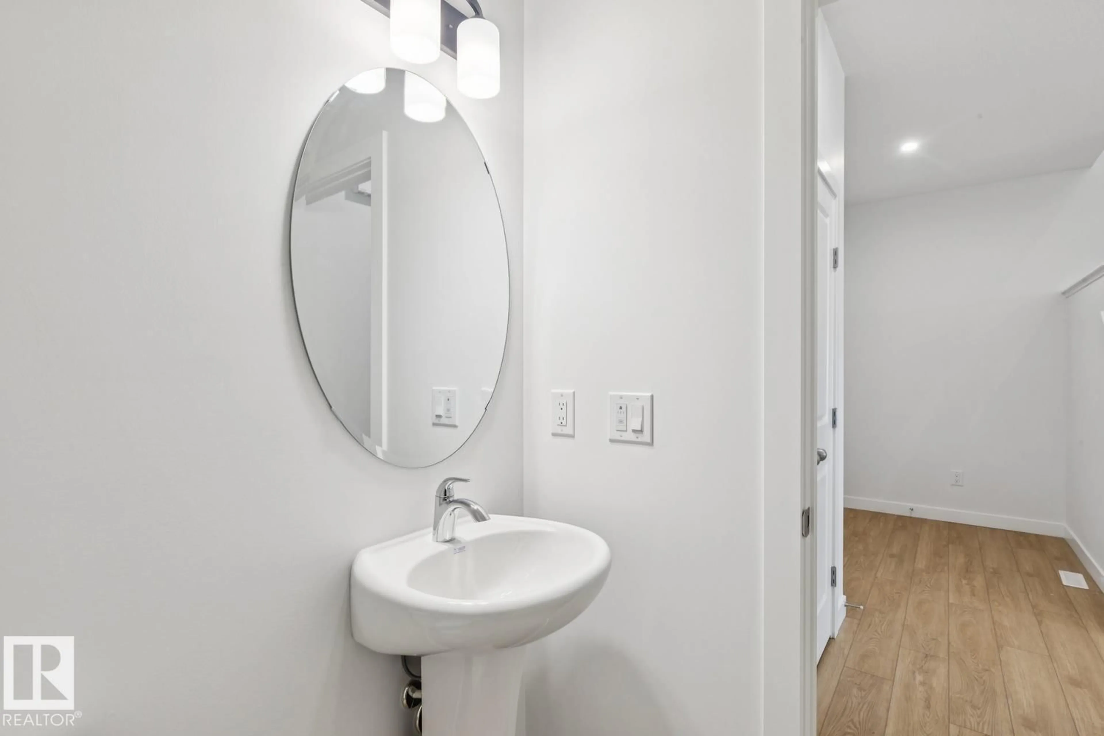 Standard bathroom, unknown for 315 26 ST, Edmonton Alberta T6X3J1