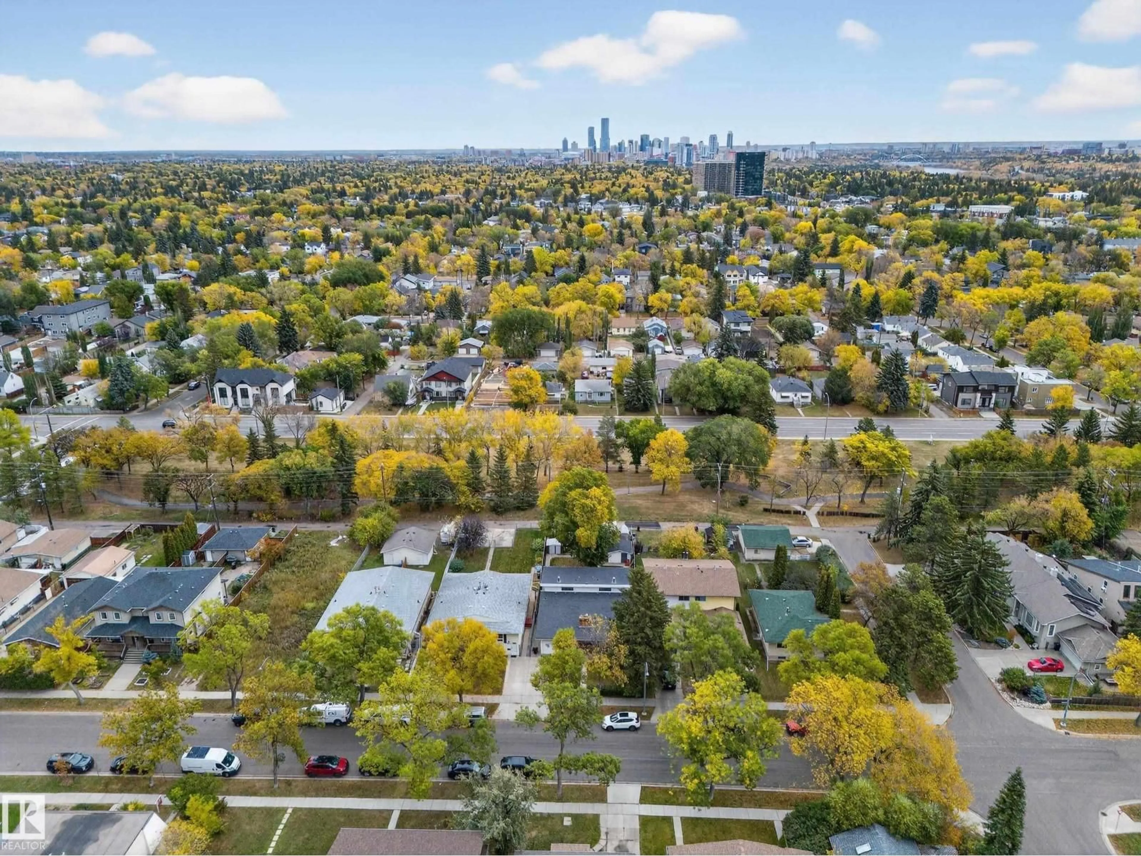 A pic from outside/outdoor area/front of a property/back of a property/a pic from drone, city buildings view from balcony for NW - 10313 150 ST, Edmonton Alberta T5P1P6