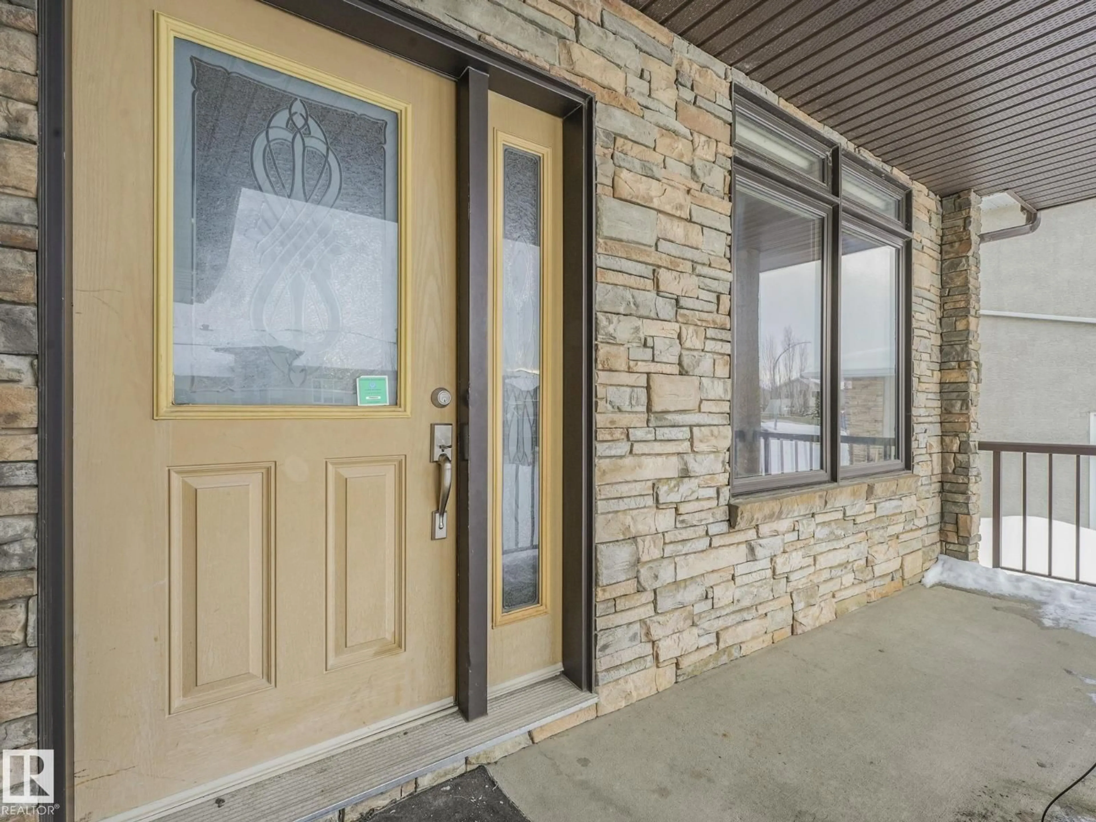 Indoor entryway for NW - 16019 134 ST, Edmonton Alberta T6V0B9