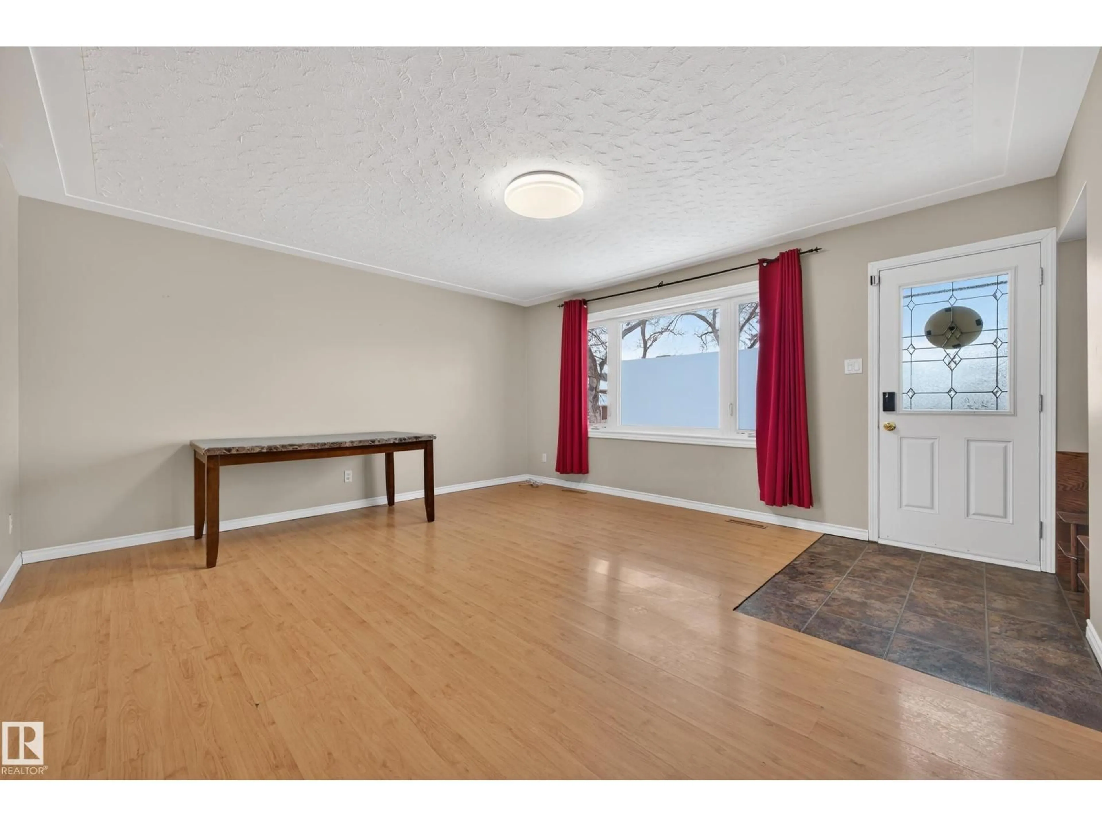 A pic of a room for 10006 107 ST, Fort Saskatchewan Alberta T8L2H6