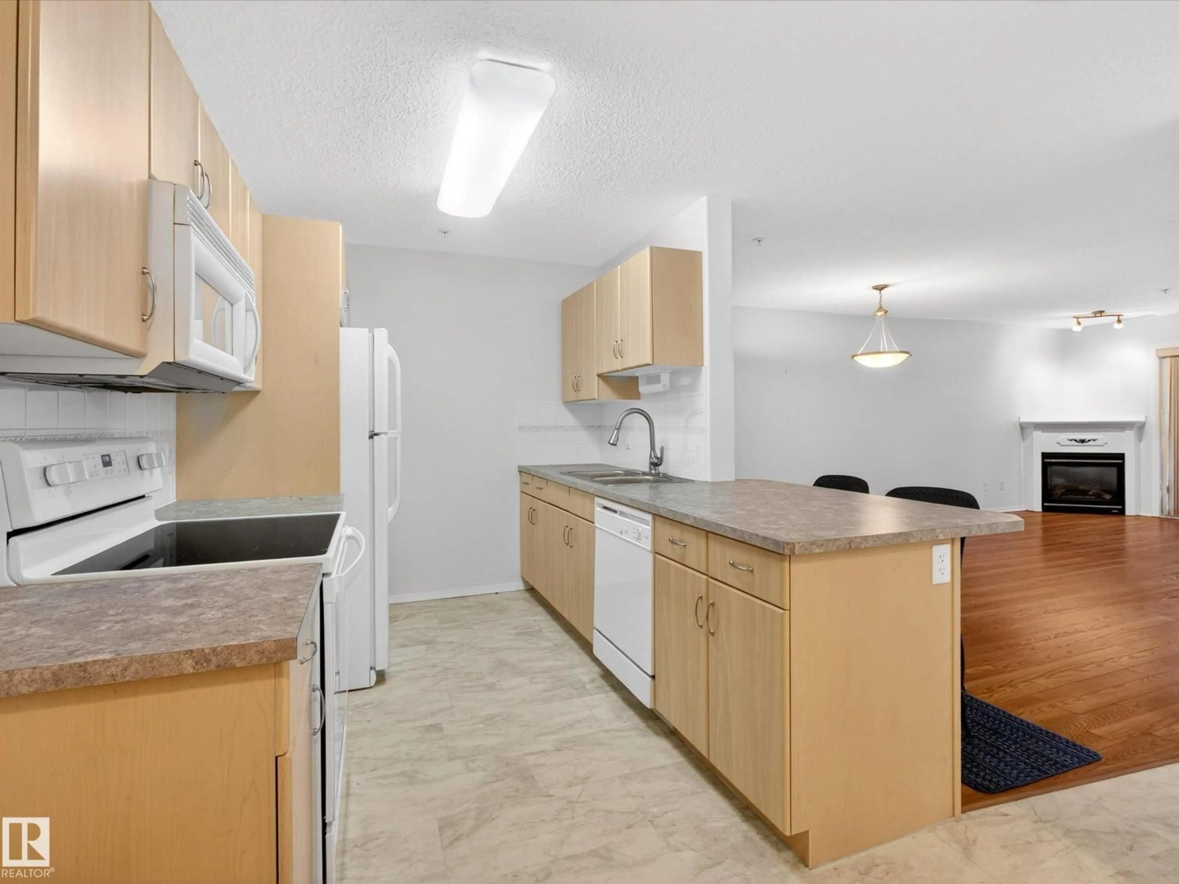 Standard kitchen, unknown for A - 416 MCKENNEY AV, St. Albert Alberta T8N7E6