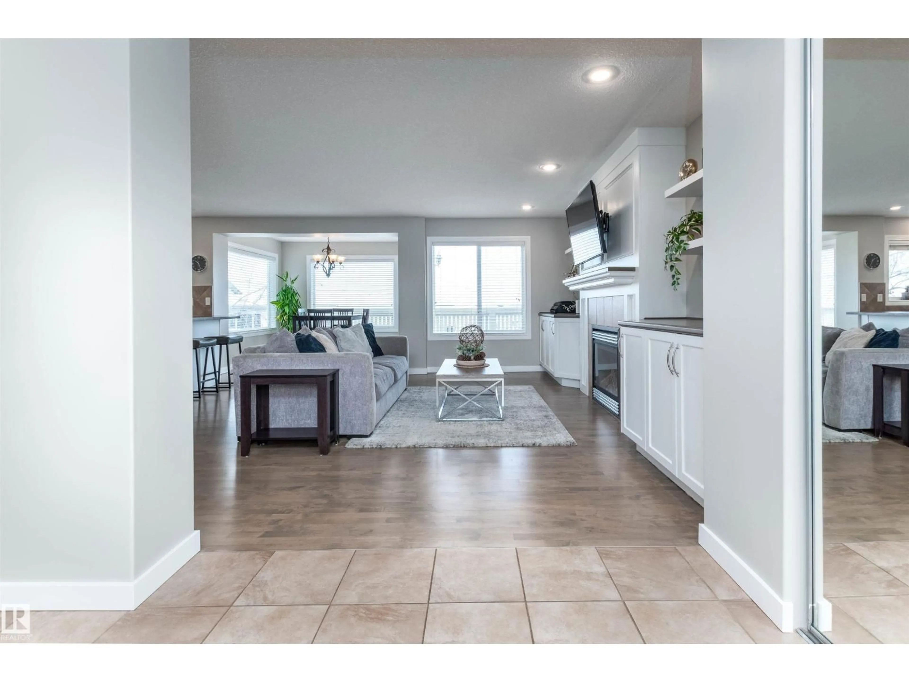 Open concept kitchen, ceramic/tile floor for 158 RIDGELAND CR, Sherwood Park Alberta T8A2P2