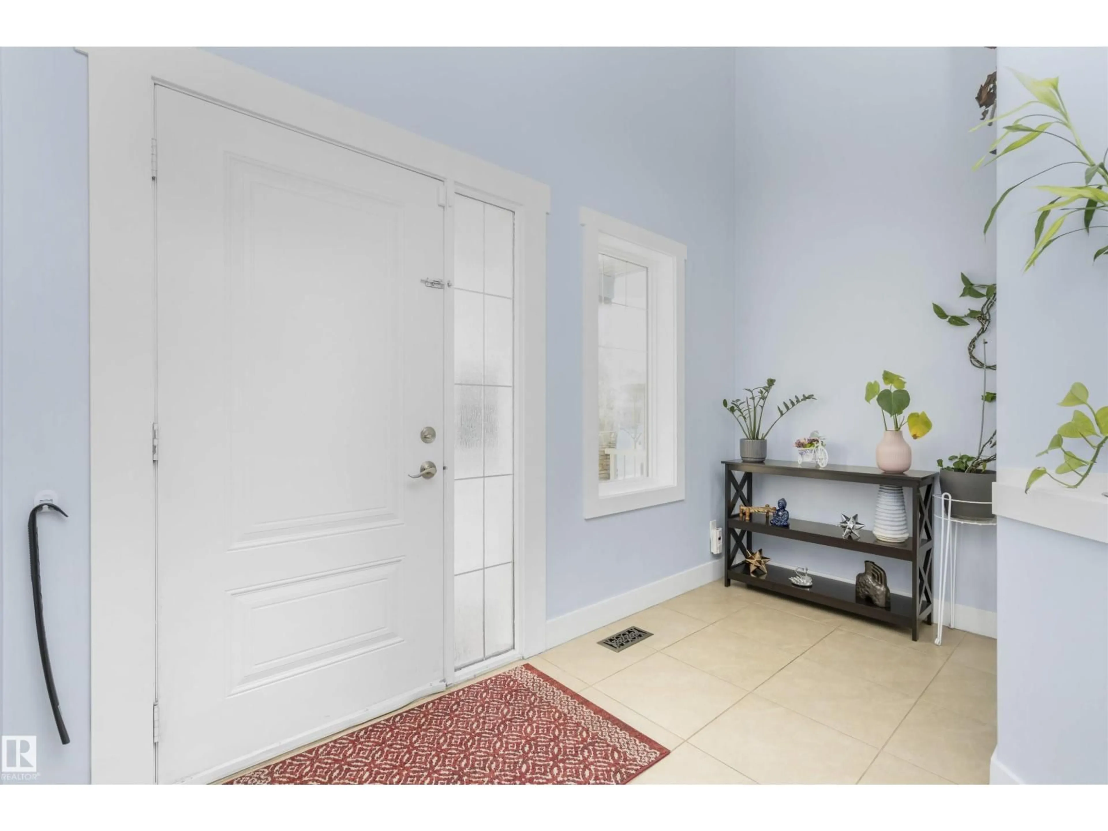 Indoor entryway for 6014 60 ST, Beaumont Alberta T4X0H8