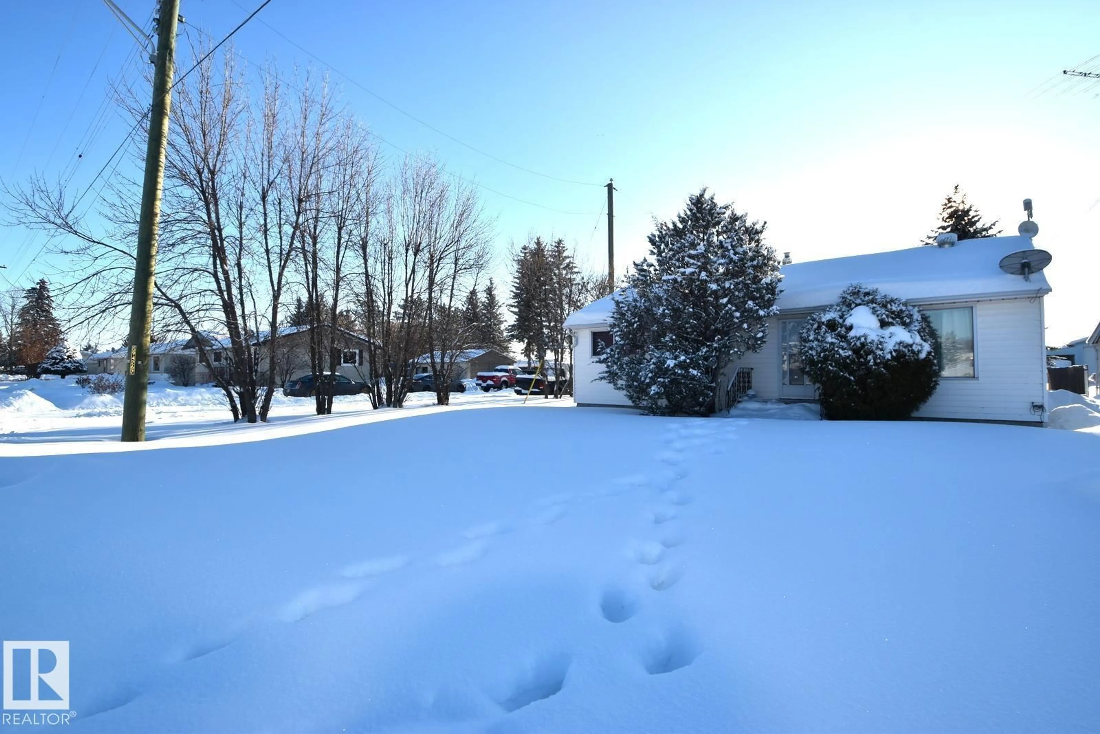 Patio, street for 4903 49 AV, Vilna Alberta T0A2C0