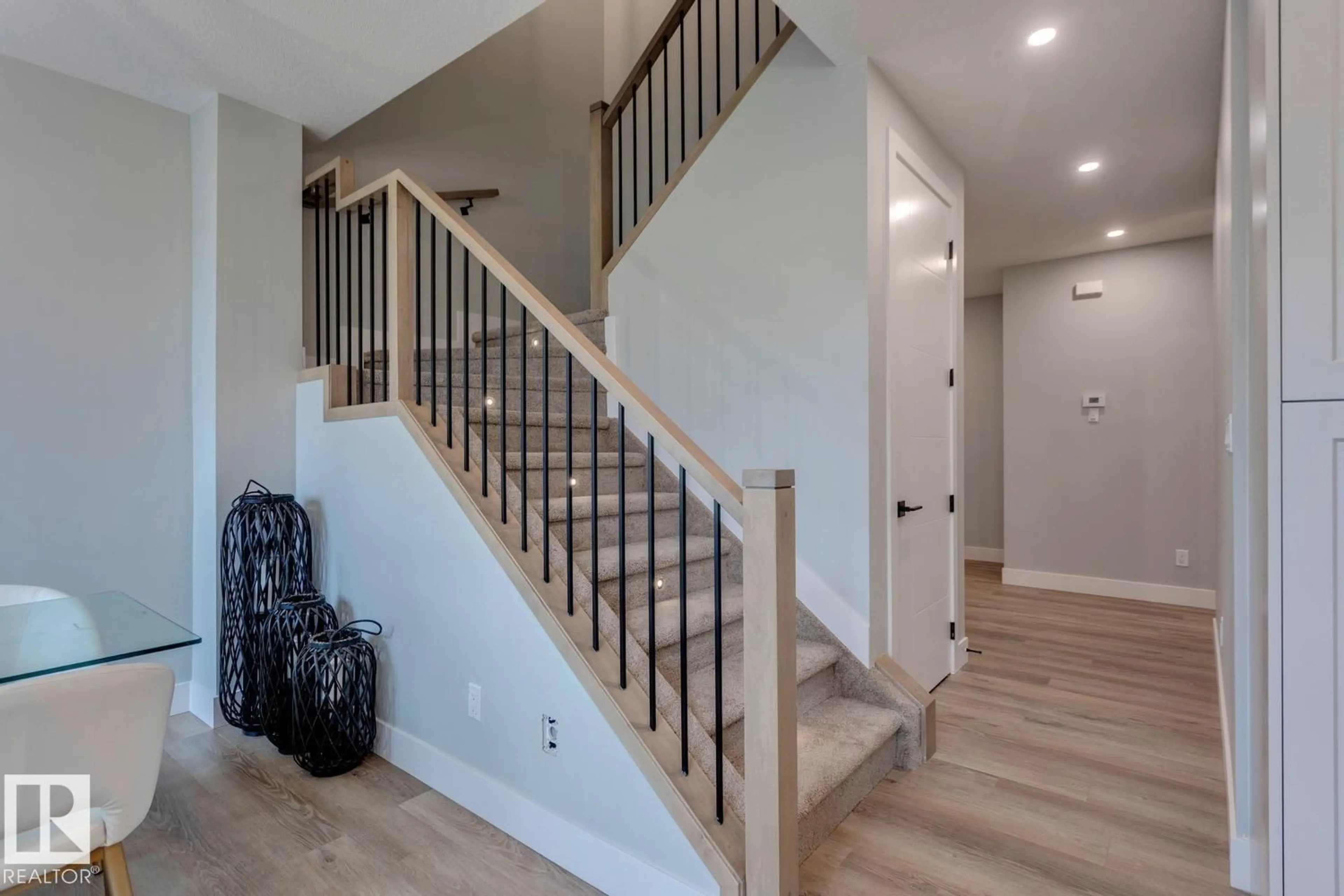 Indoor entryway for 3612 TRIOMPHE BV, Beaumont Alberta T4X3A7