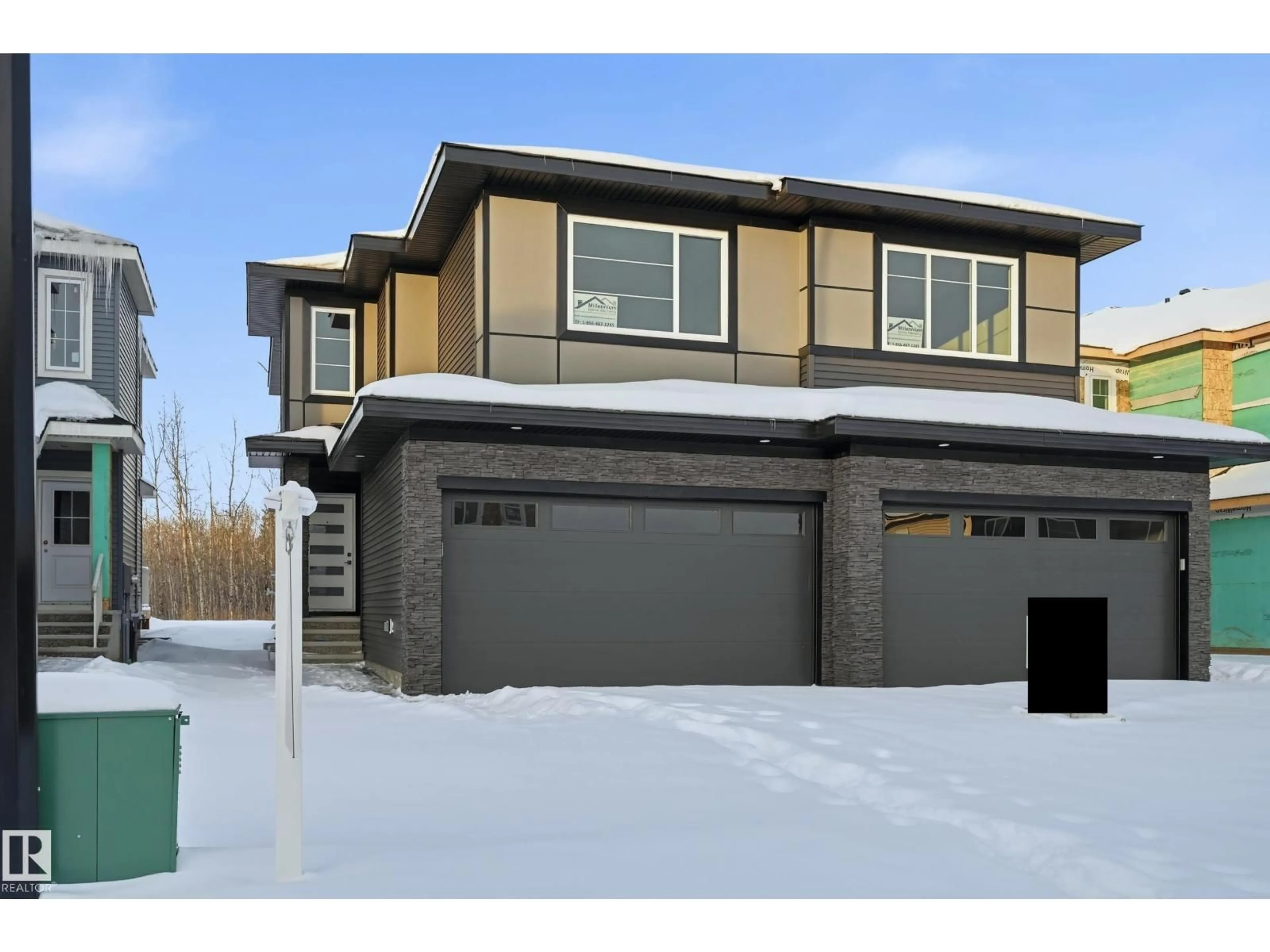 Home with vinyl exterior material, street for 61 PATRIOT WY, Spruce Grove Alberta T7X2W6