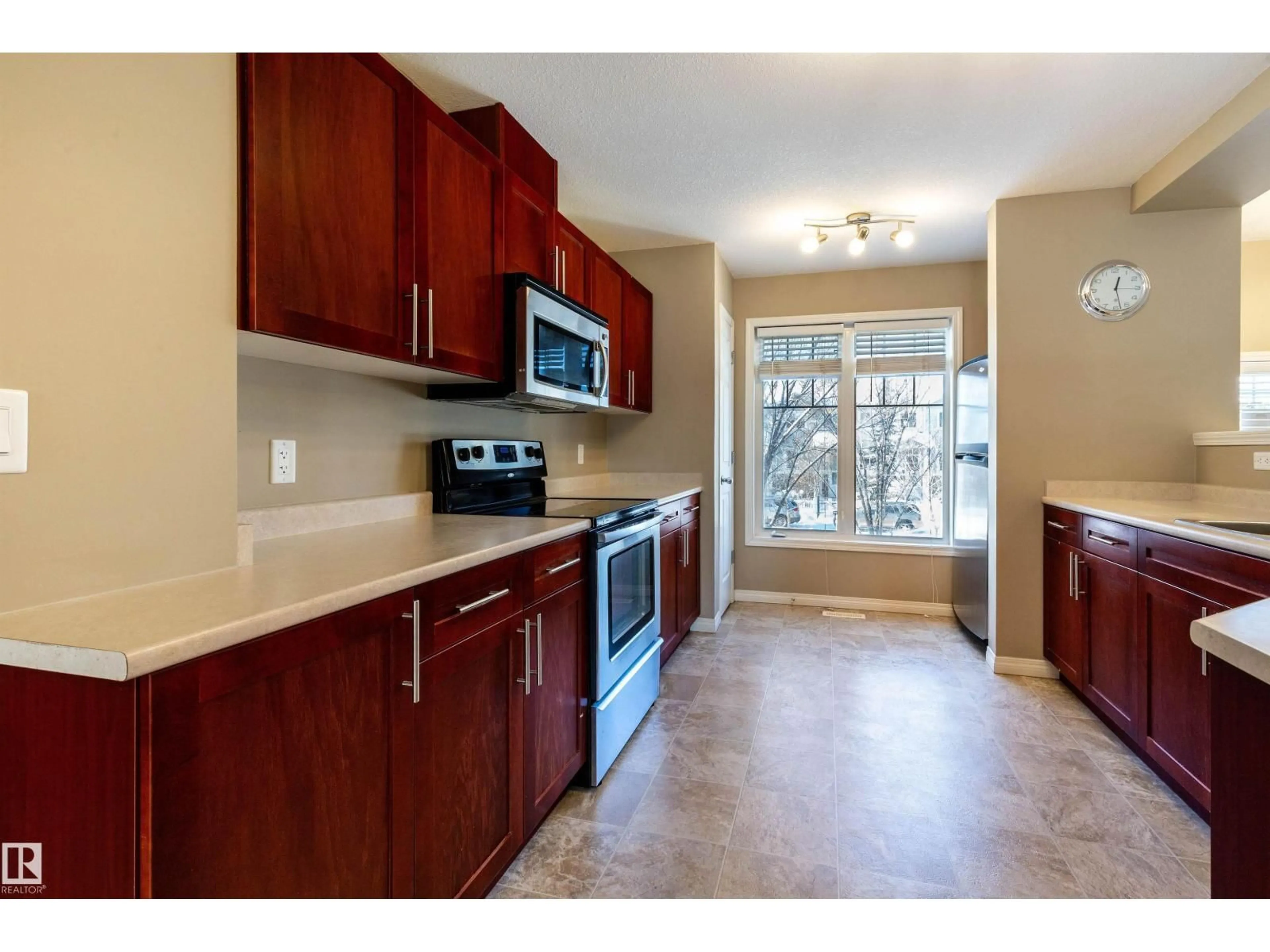 Standard kitchen, unknown for 1615 TOWNE CENTRE BV, Edmonton Alberta T6R0S3