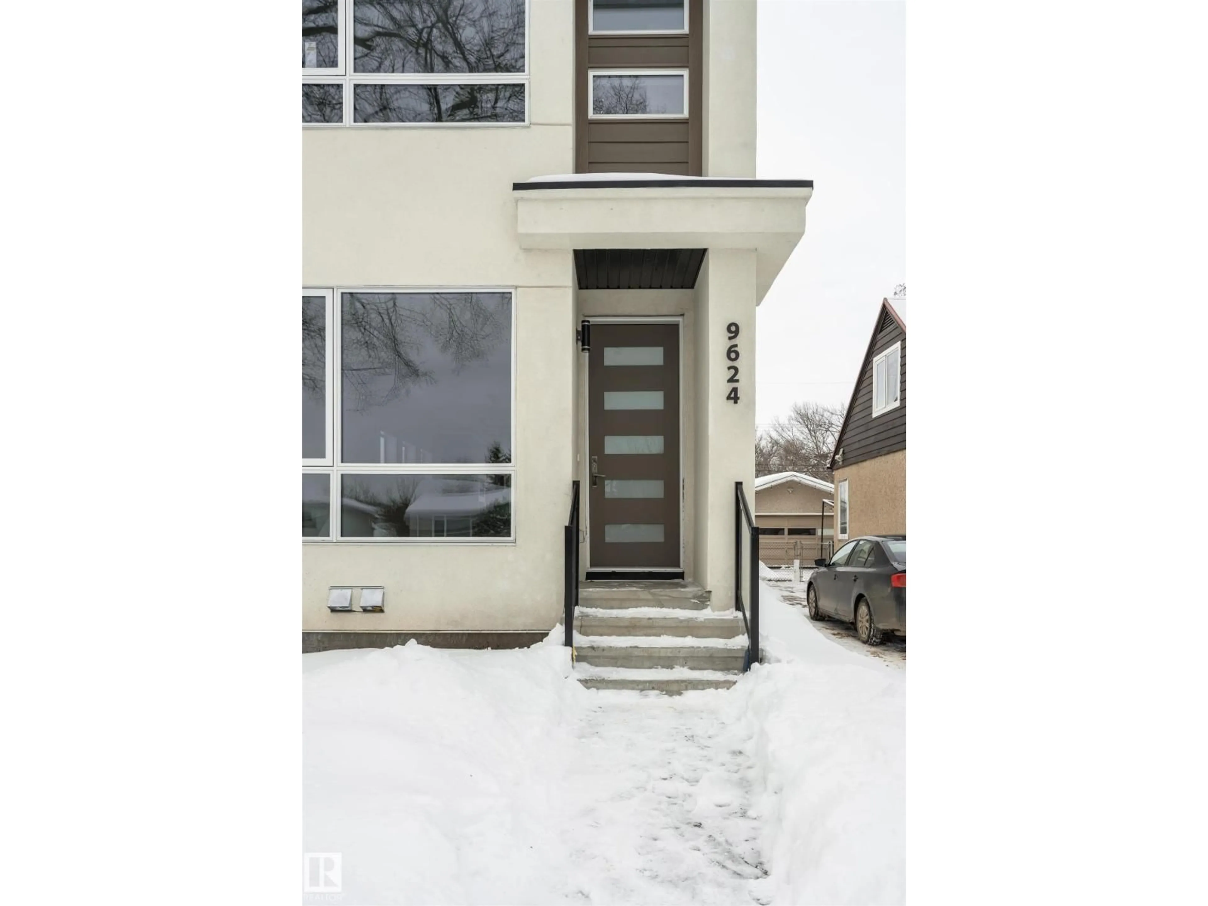 Unknown for 9624 86 ST, Edmonton Alberta T6C3E9