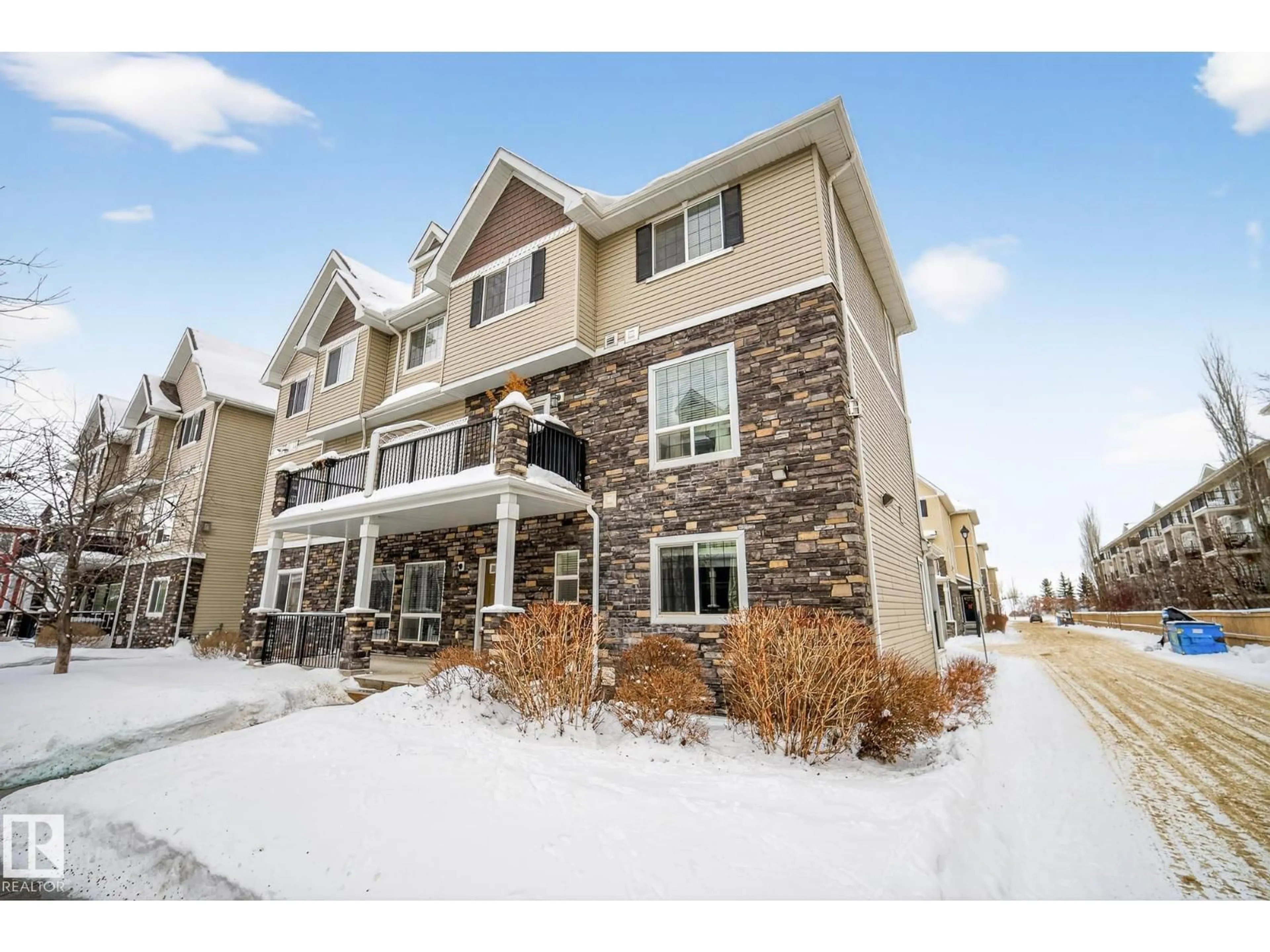 Unknown for 63 7293 SOUTH TERWILLEGAR DR, Edmonton Alberta T6R0N5