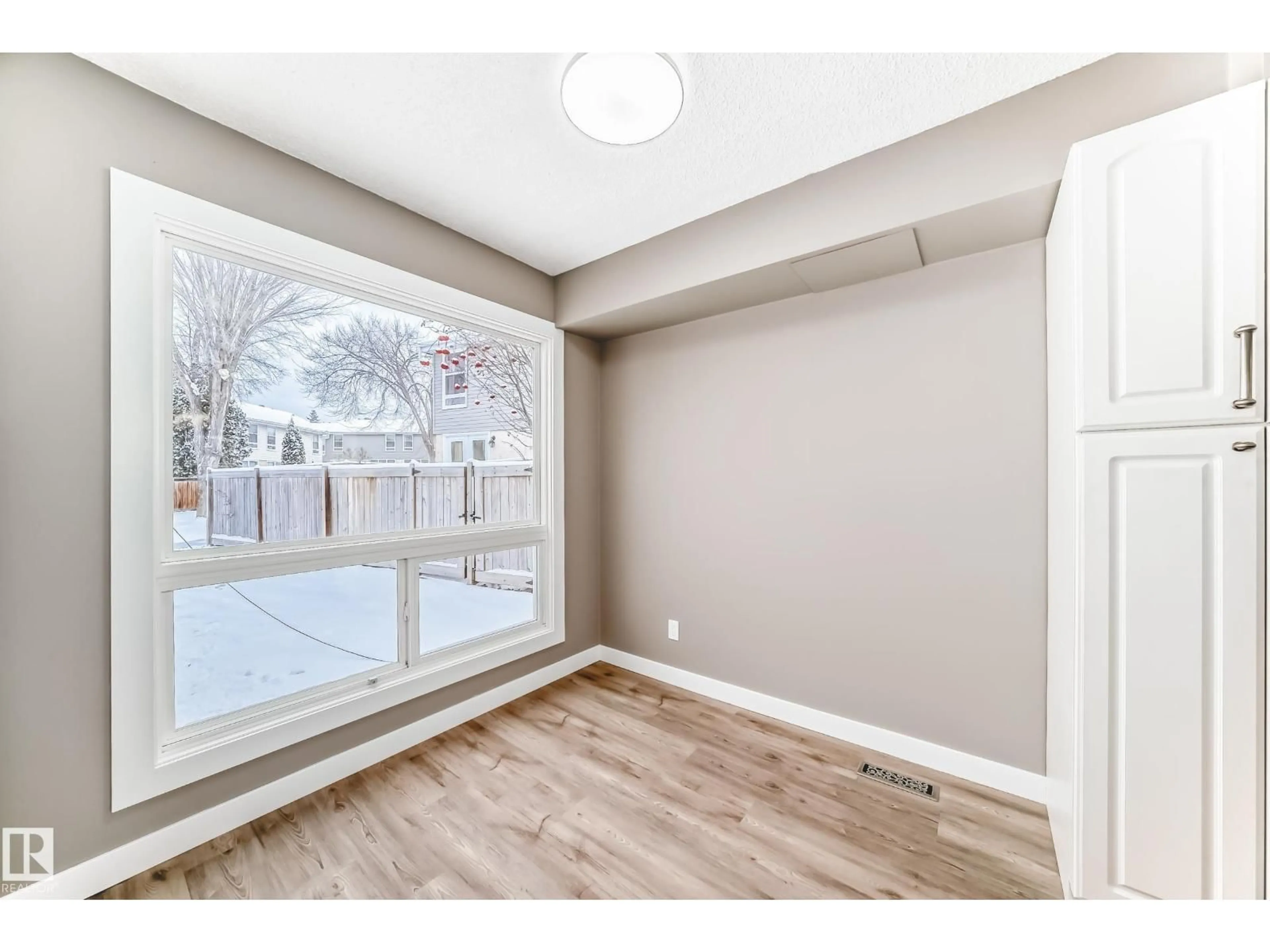 Unknown for 275 GRANDIN VG, St. Albert Alberta T8N2R6