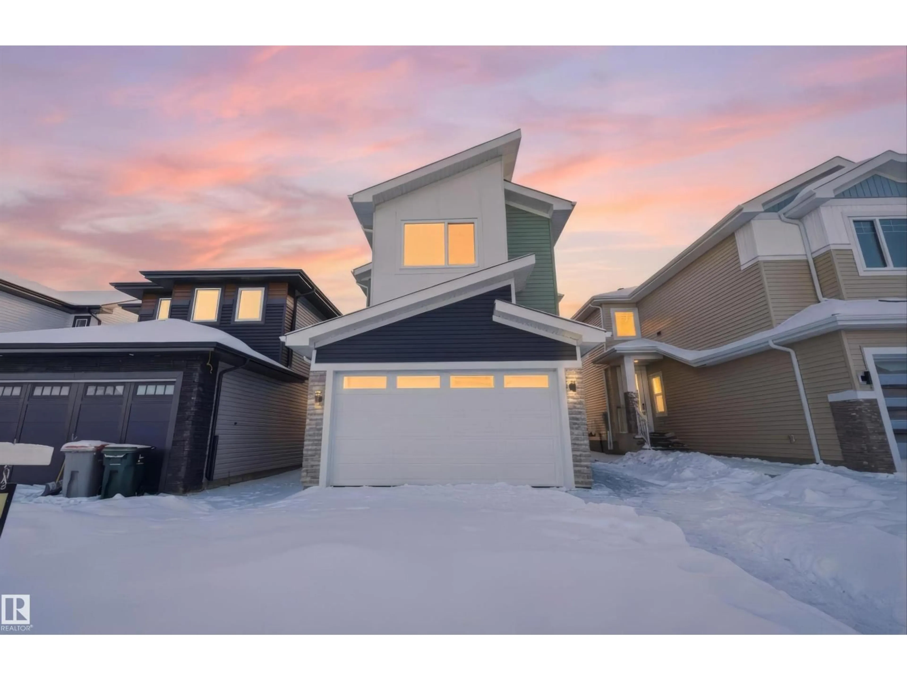 A pic from outside/outdoor area/front of a property/back of a property/a pic from drone, street for 63 SILVERSTONE DR, Stony Plain Alberta T7Y0E8