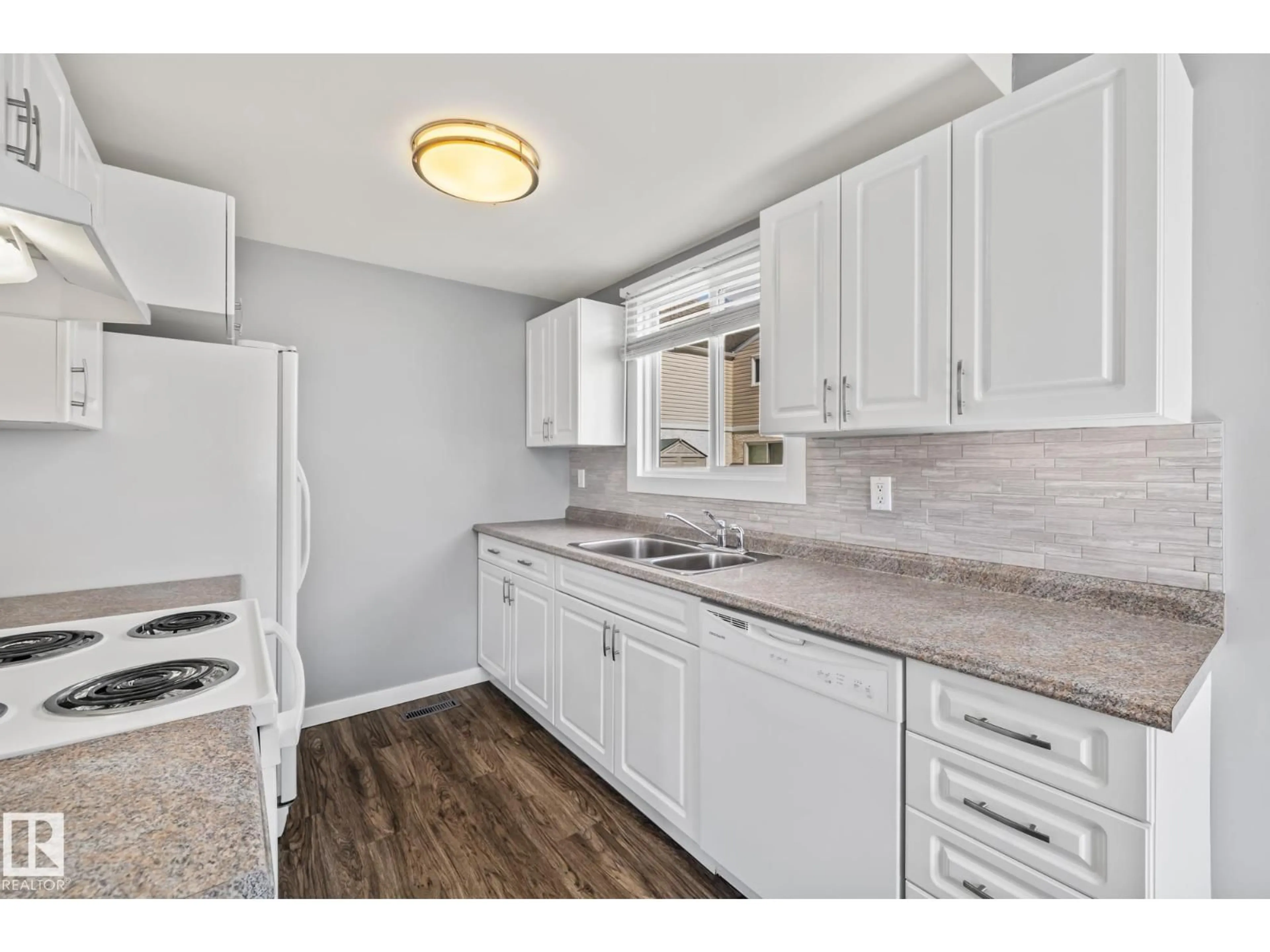 Standard kitchen, unknown for NW - 2B CLAREVIEW VG, Edmonton Alberta T5A3P2