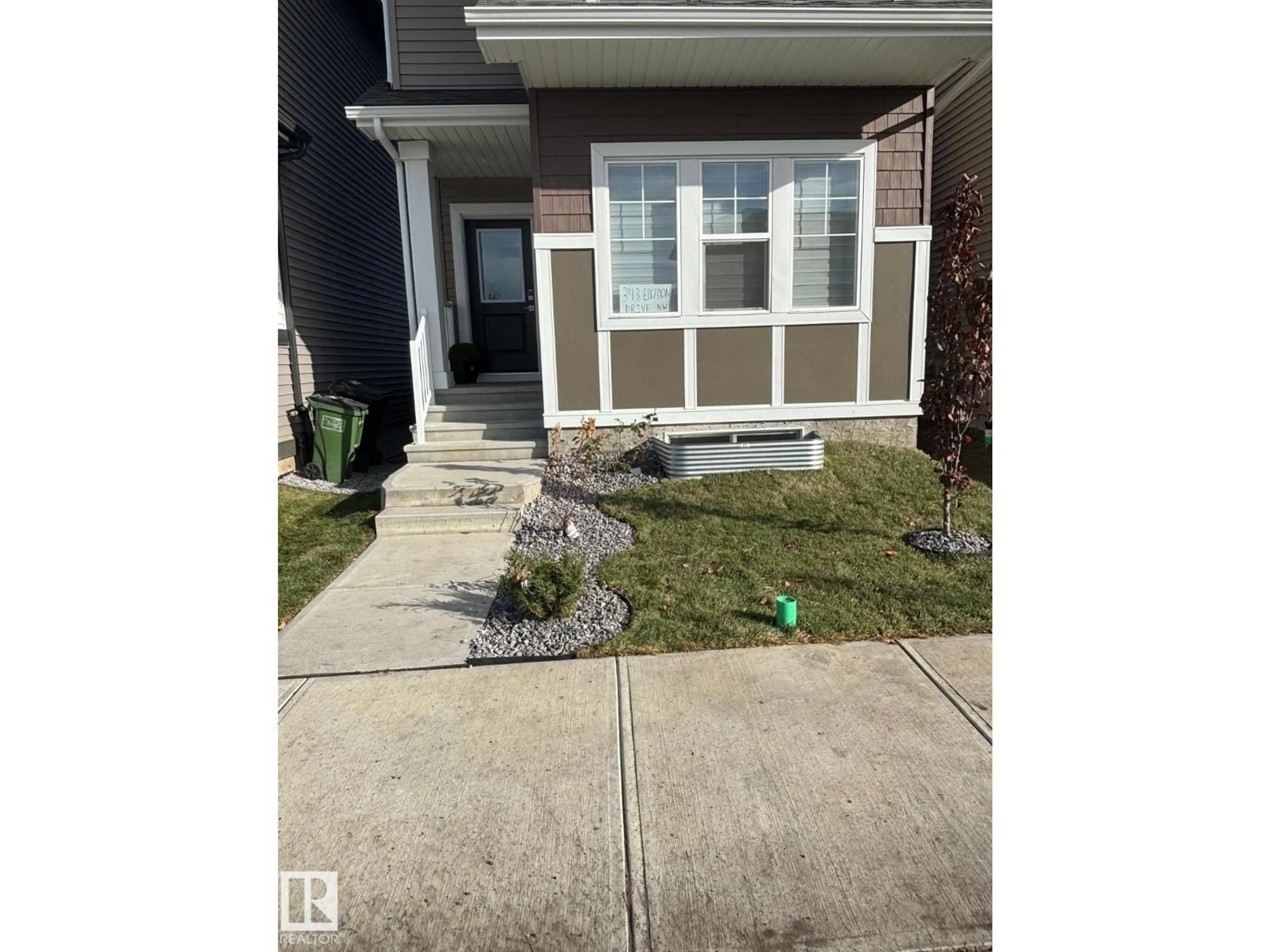 Unknown for 343 EDGEMONT DR, Edmonton Alberta T6M3G7