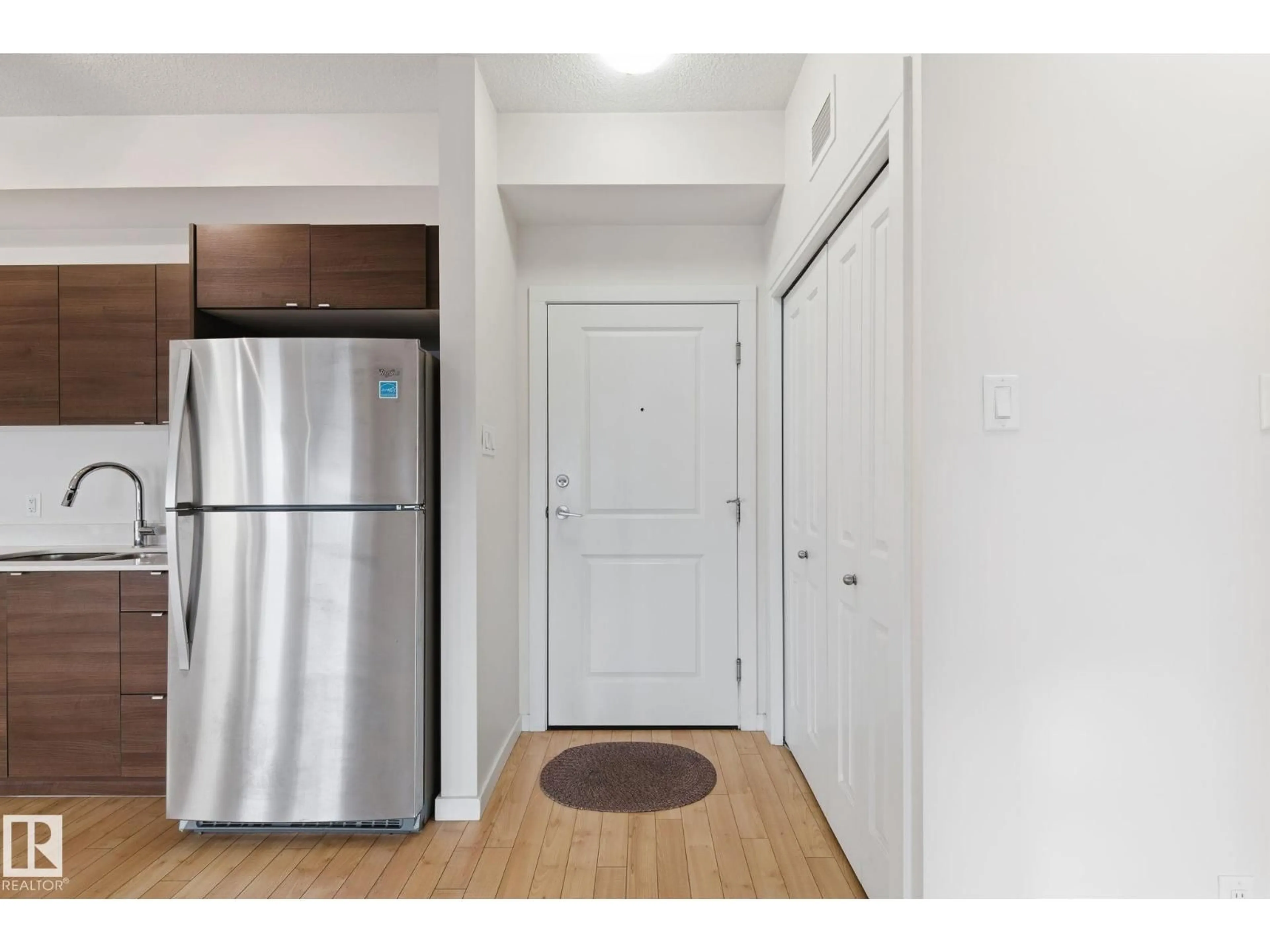 Indoor entryway for #405 - 9517 160 AV, Edmonton Alberta T5Z0N1
