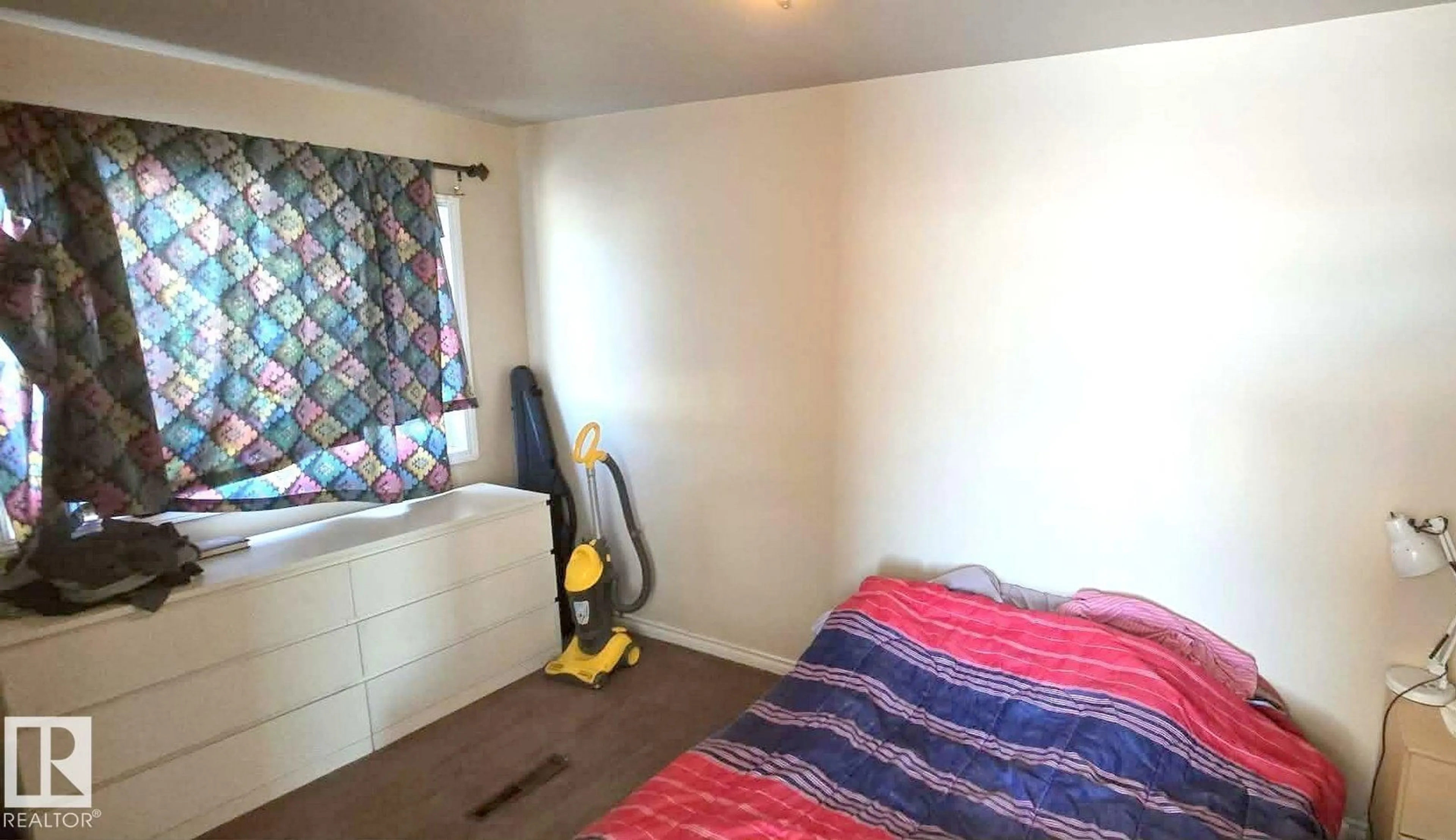 A pic of a room for 5143 51 AV, Vilna Alberta T0A2C0