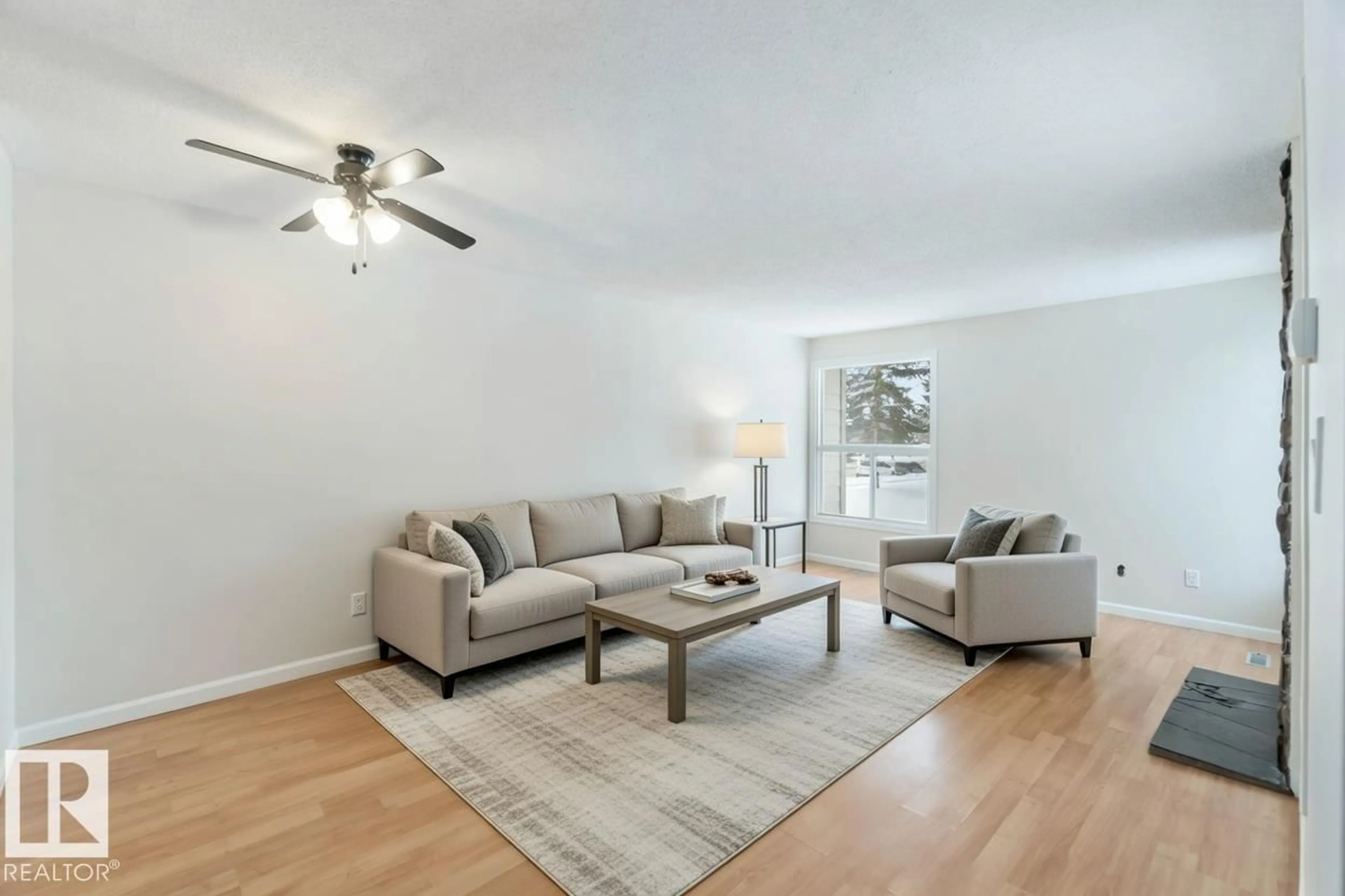 Living room with furniture, unknown for 7026 MILL WOODS RD S, Edmonton Alberta T6K3M3