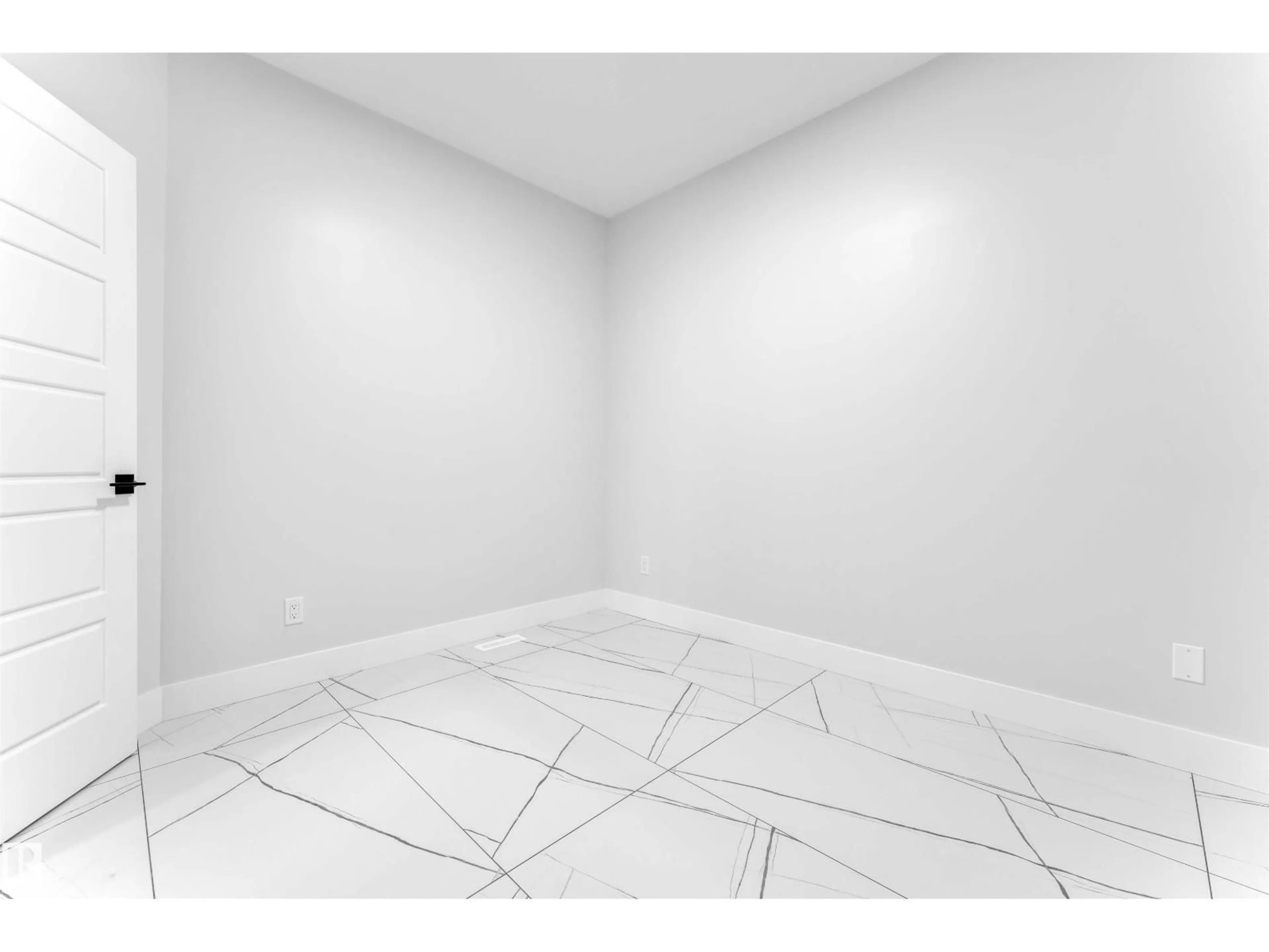 A pic of a room for 22827 80 AV, Edmonton Alberta T5T7X8