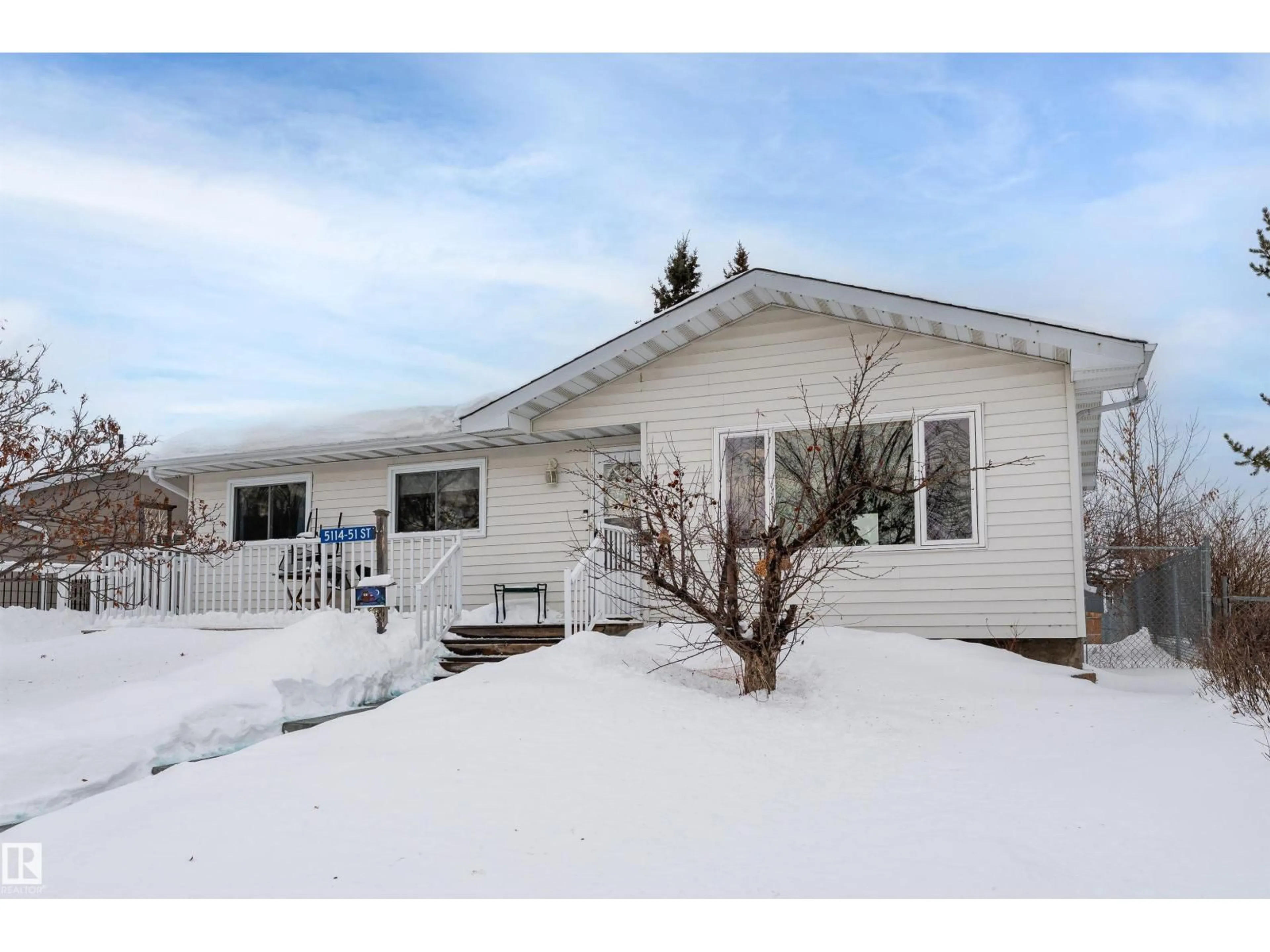 Unknown for 5114 51 ST, Bruderheim Alberta T0B0S0