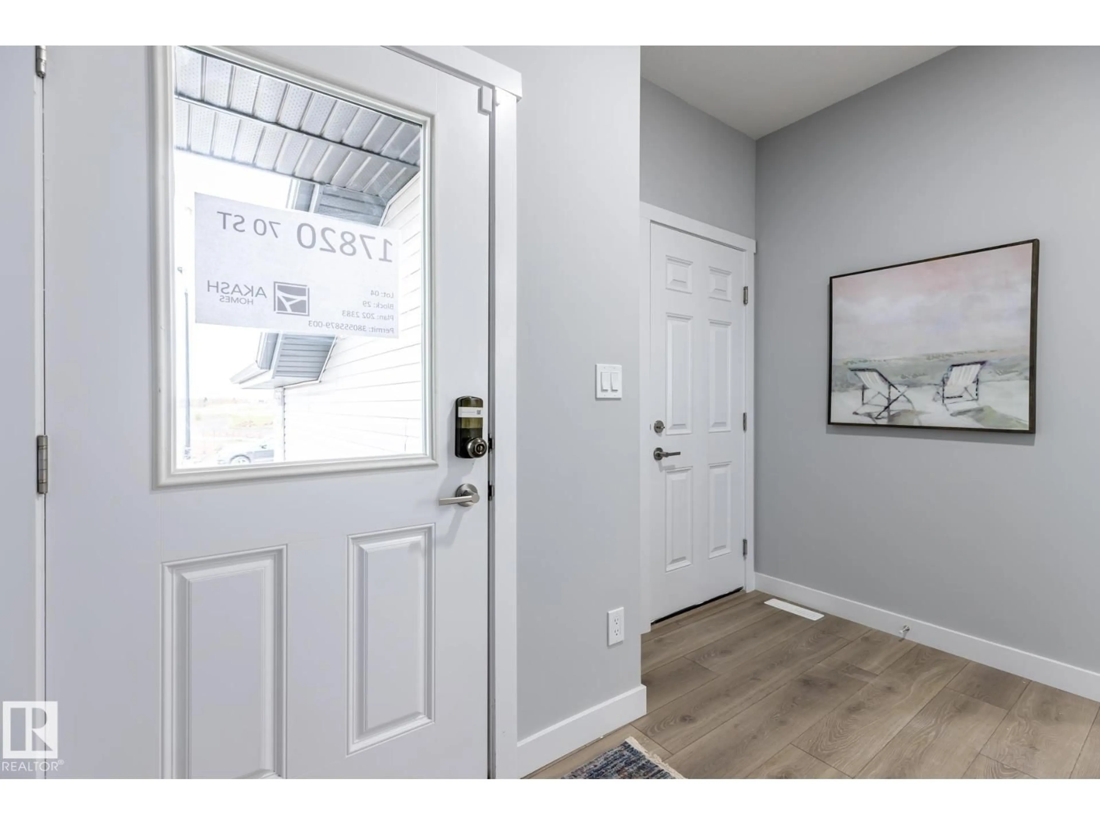 Indoor entryway for 19424 26 AV, Edmonton Alberta T6M1P5