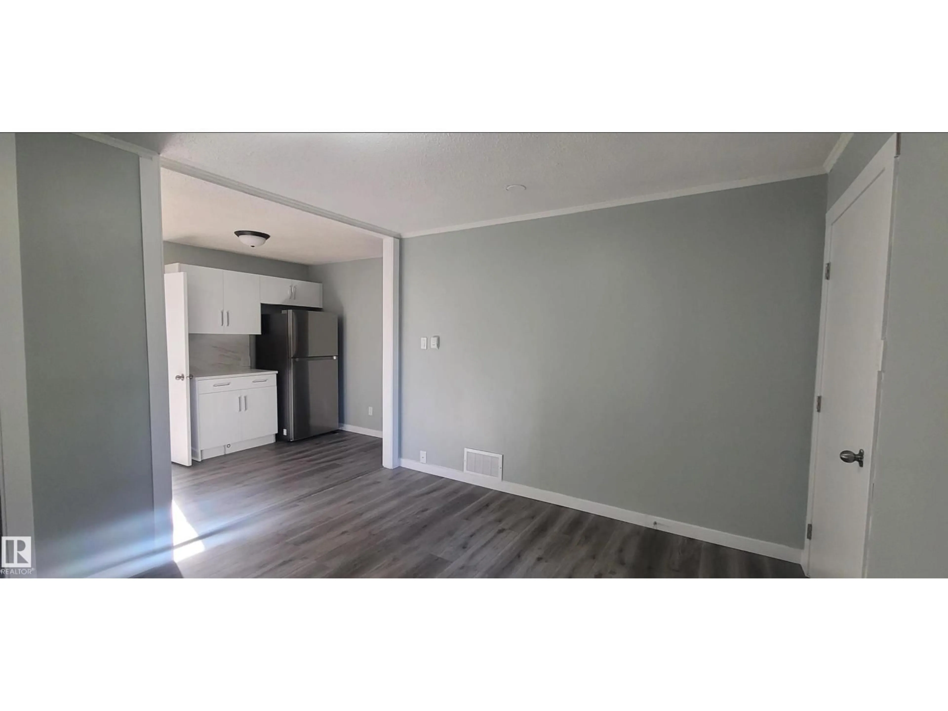 A pic of a room for NW - 11406 82 ST, Edmonton Alberta T5B2V4