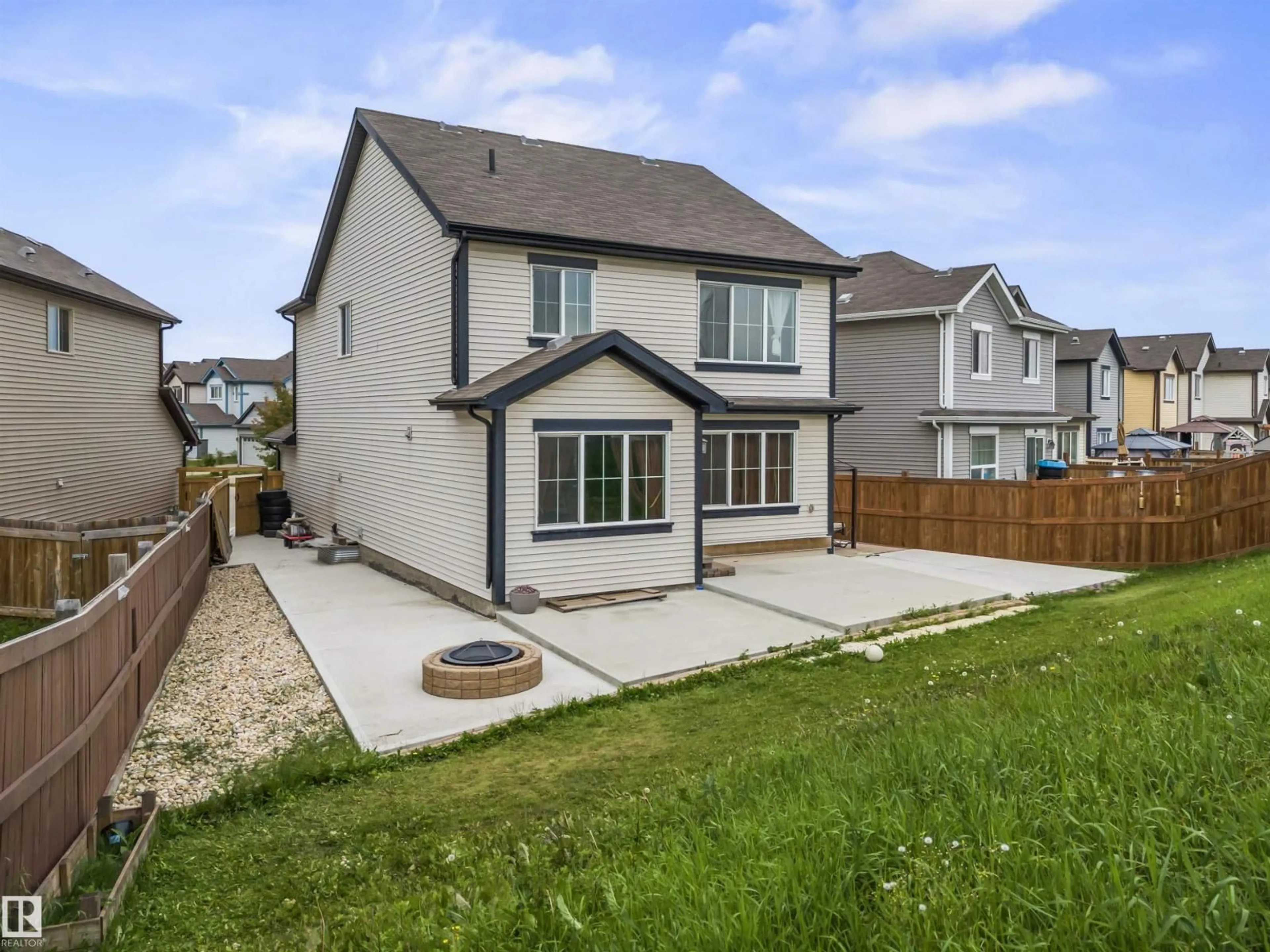 A pic from outside/outdoor area/front of a property/back of a property/a pic from drone, street for SW - 1971 51 ST, Edmonton Alberta T6X1Y4