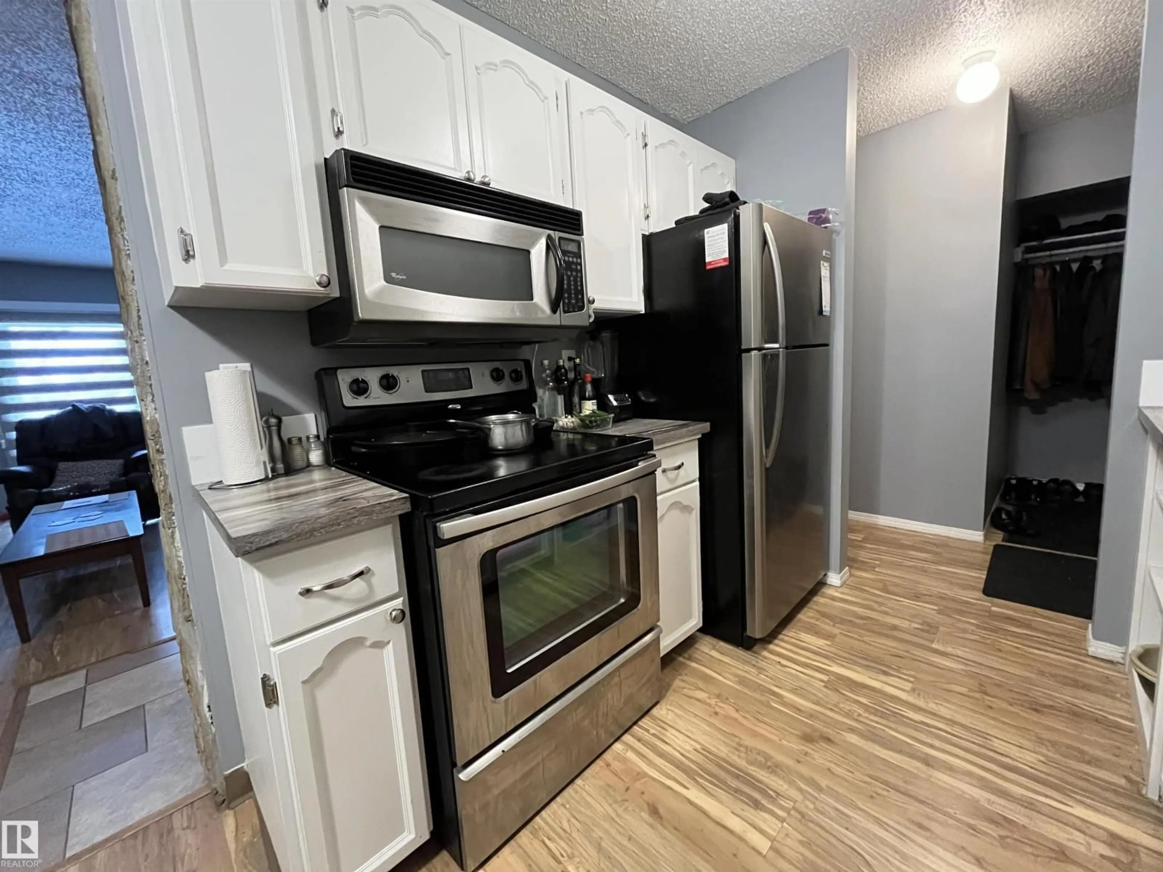 Standard kitchen, unknown for #306 - 14004 26 ST NW, Edmonton Alberta T5Y1Y4