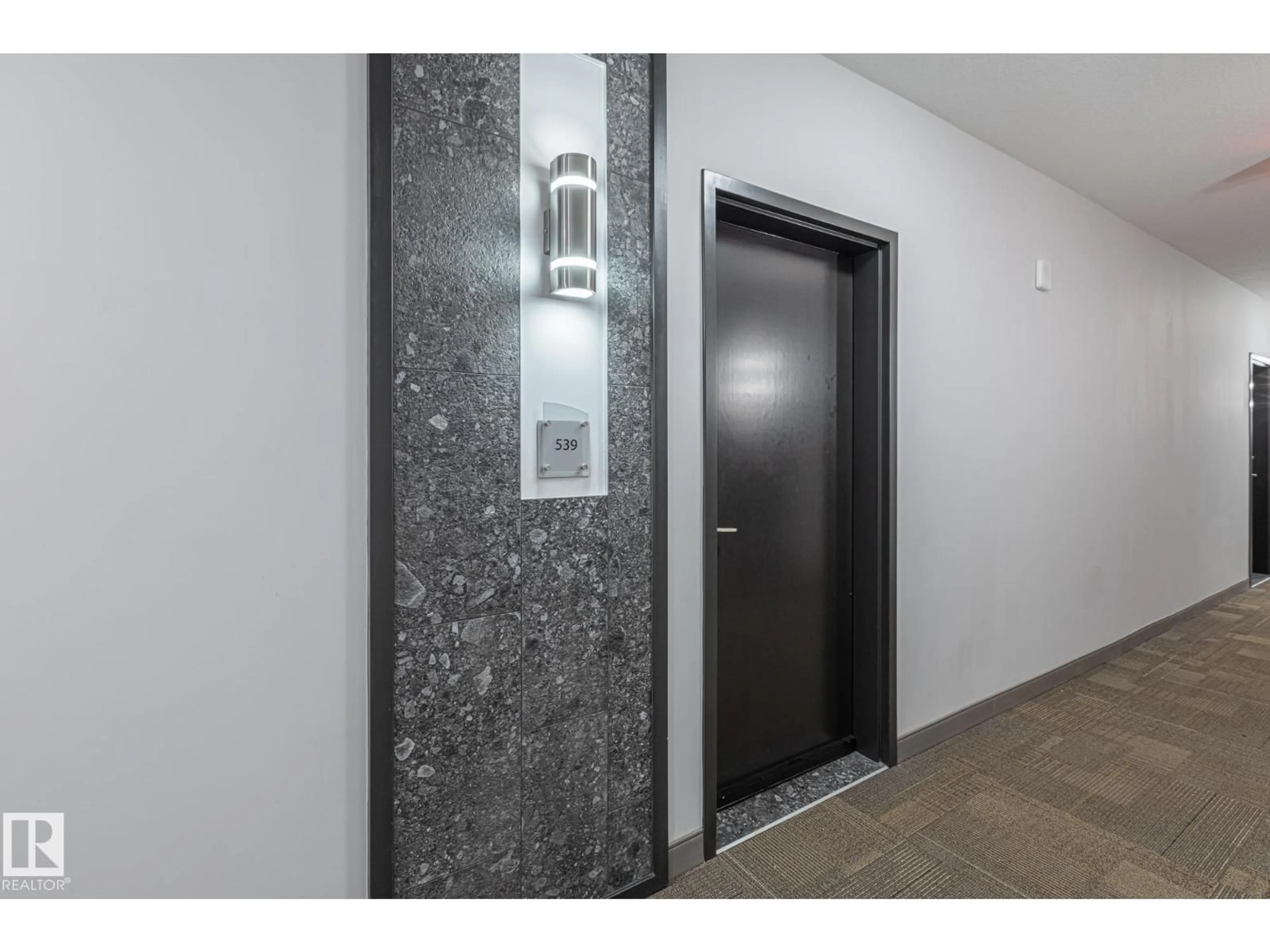 Indoor foyer for 200 - 539 BELLEROSE DR, St. Albert Alberta T8N7P7