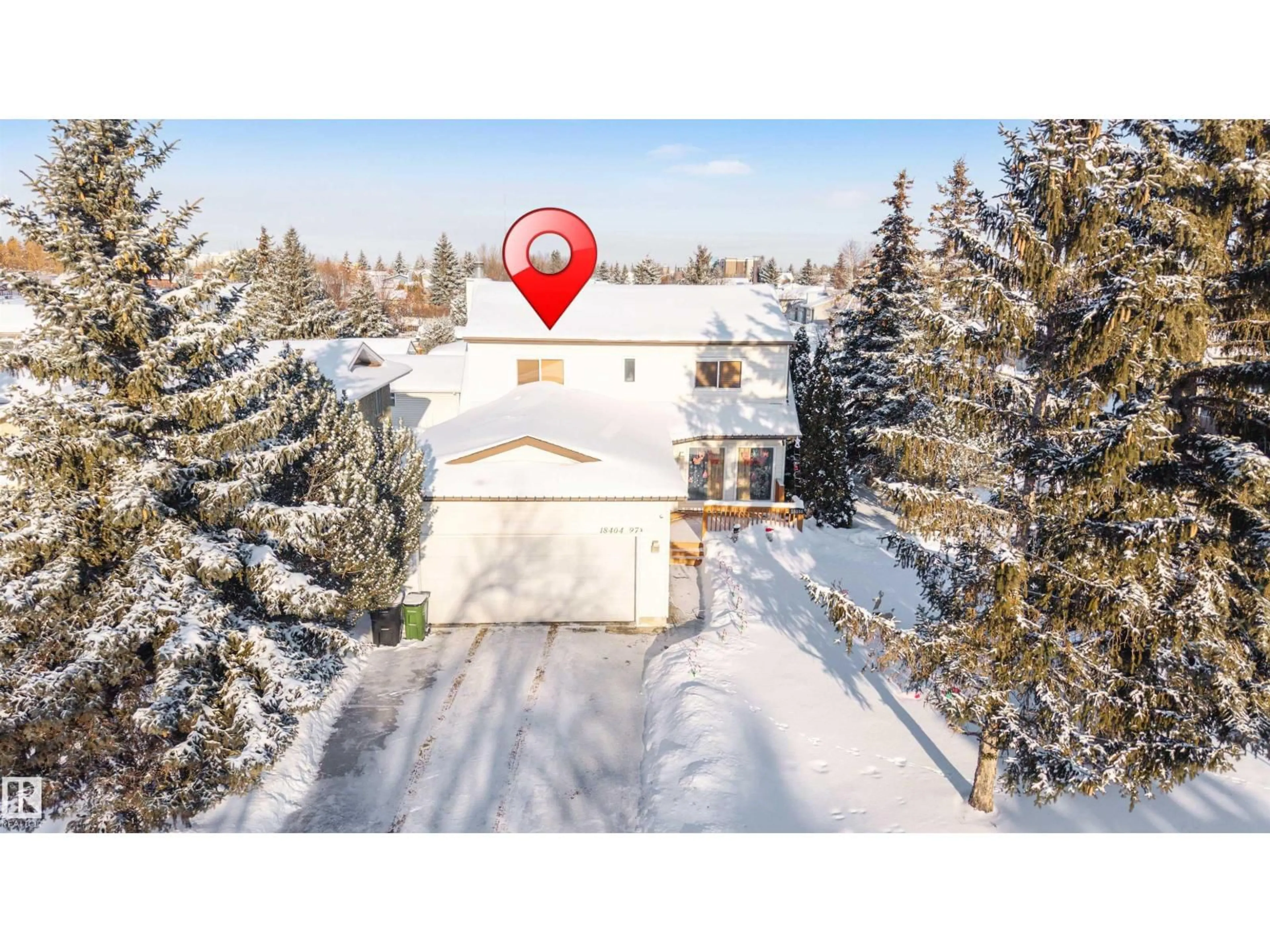 A pic from outside/outdoor area/front of a property/back of a property/a pic from drone, street for 18404 97A AV, Edmonton Alberta T5T4R6