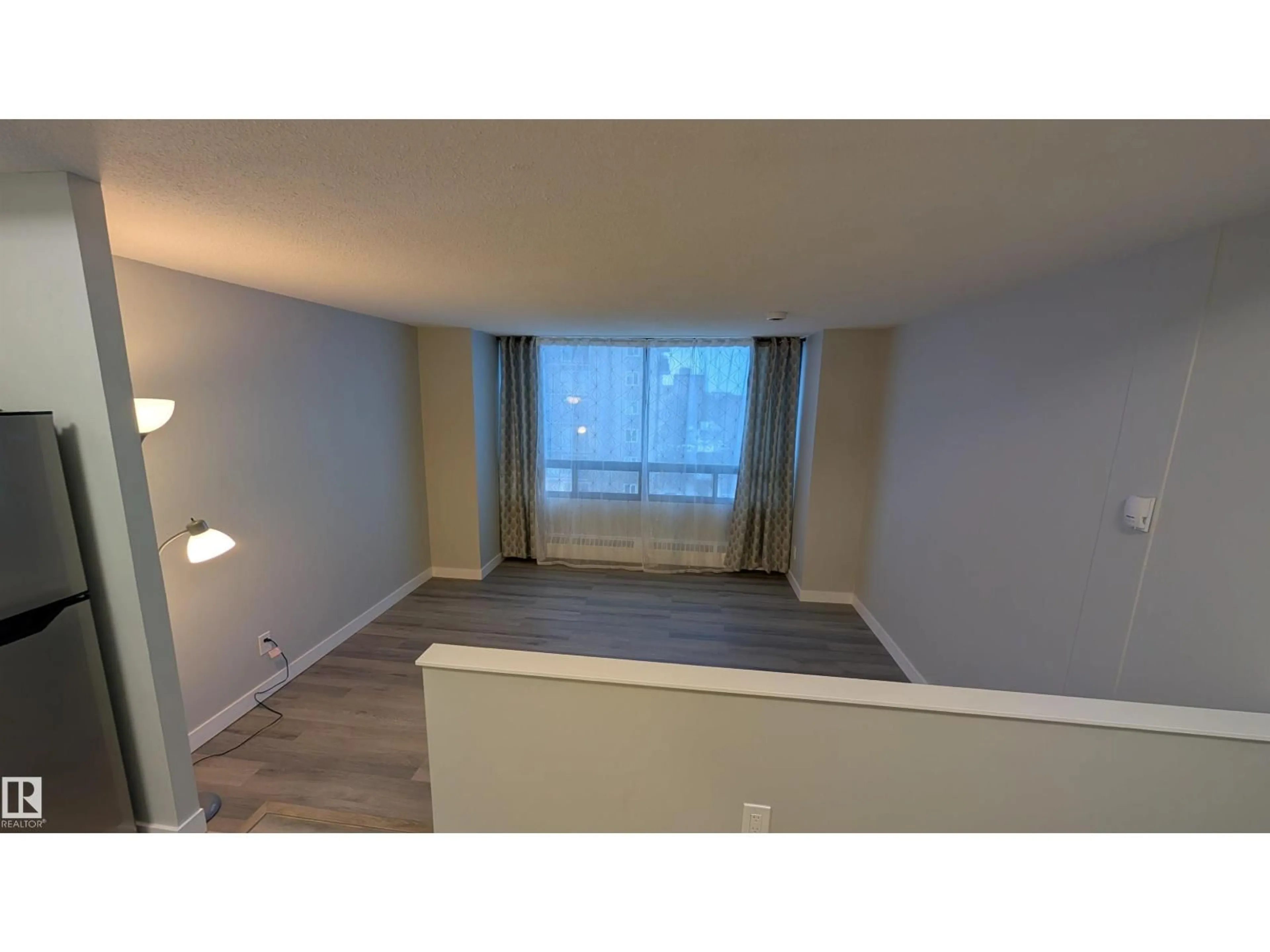 A pic of a room for 714 - 10160 114 ST, Edmonton Alberta T5K2L2