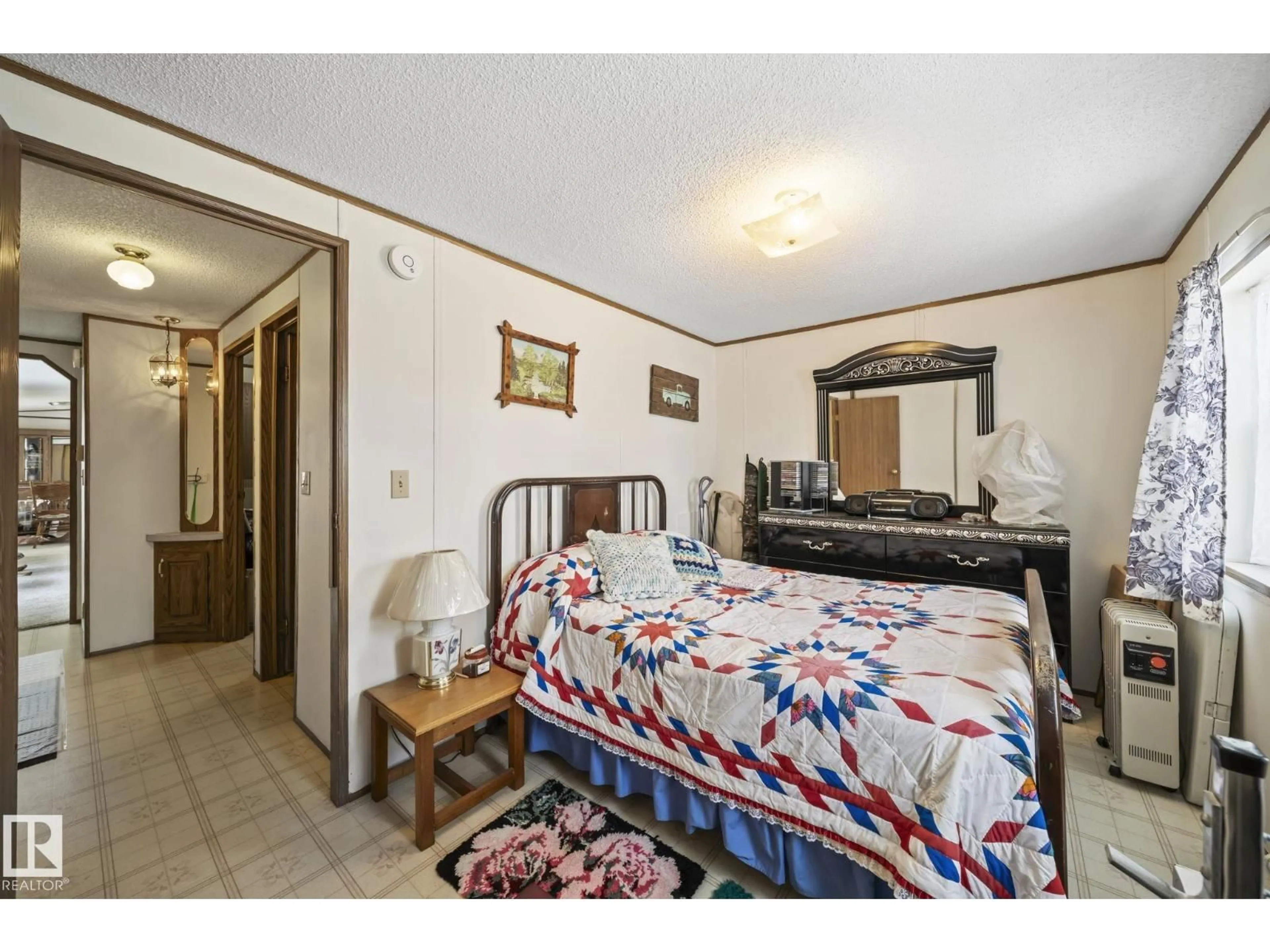 A pic of a room for 39 NORBY CR, Red Deer Alberta T4P2C5