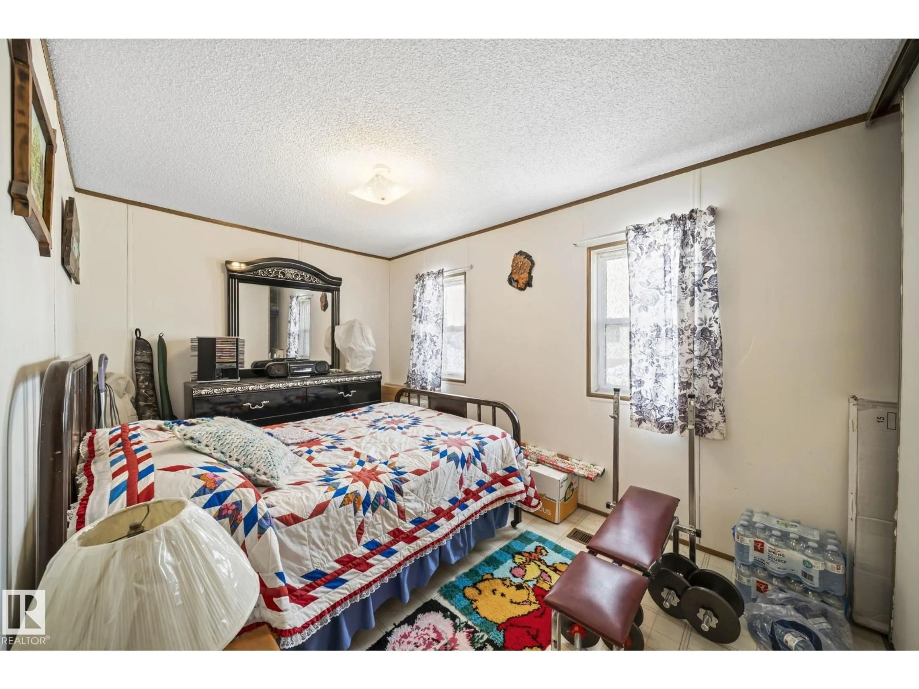 A pic of a room for 39 NORBY CR, Red Deer Alberta T4P2C5