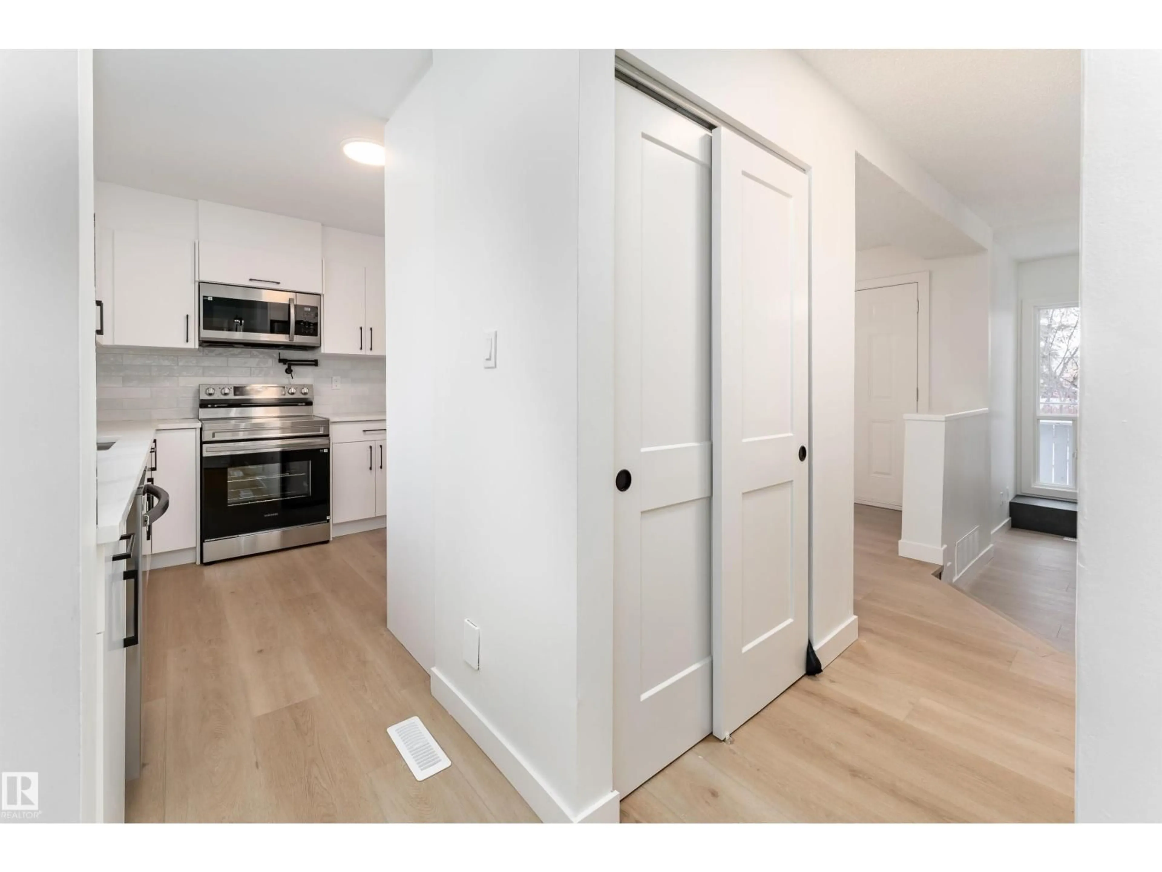 Unknown for #9 - 1415 62 ST, Edmonton Alberta T6L4K1