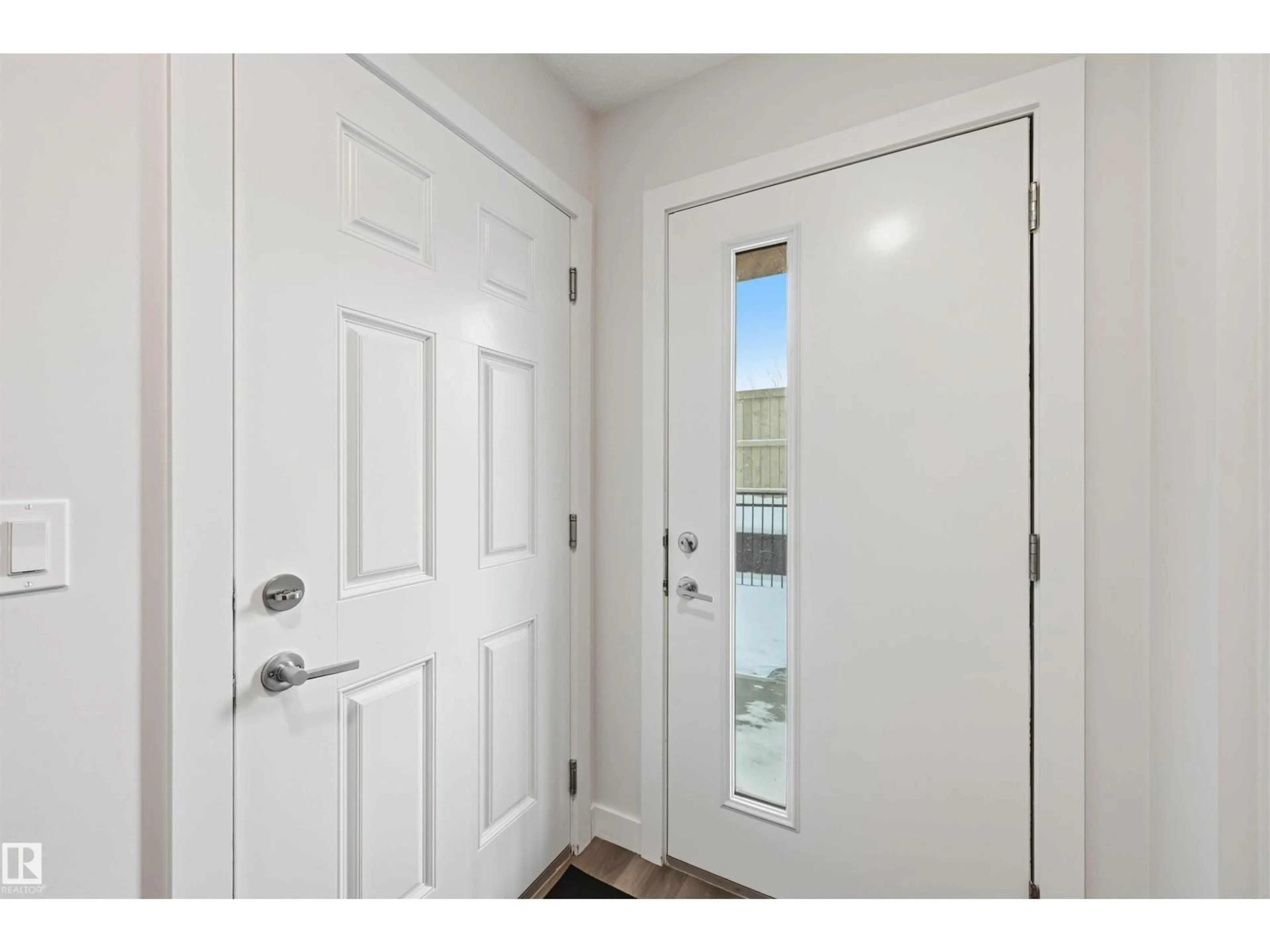 Indoor entryway for #37 - 1010 RABBIT HILL RD, Edmonton Alberta T6W4G7