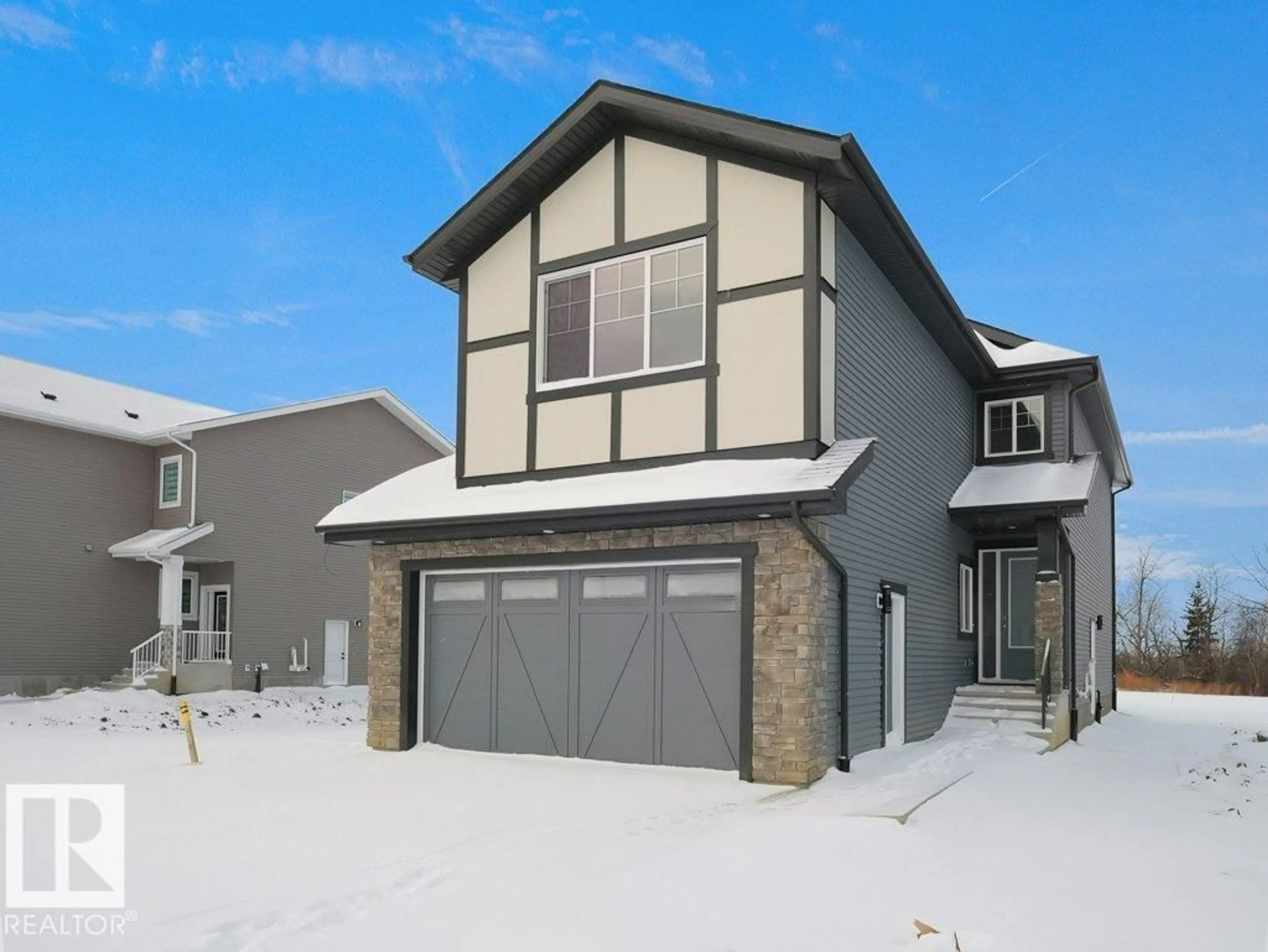 Home with vinyl exterior material, street for 3290 CHERNOWSKI WAY, Edmonton Alberta T6W5H2