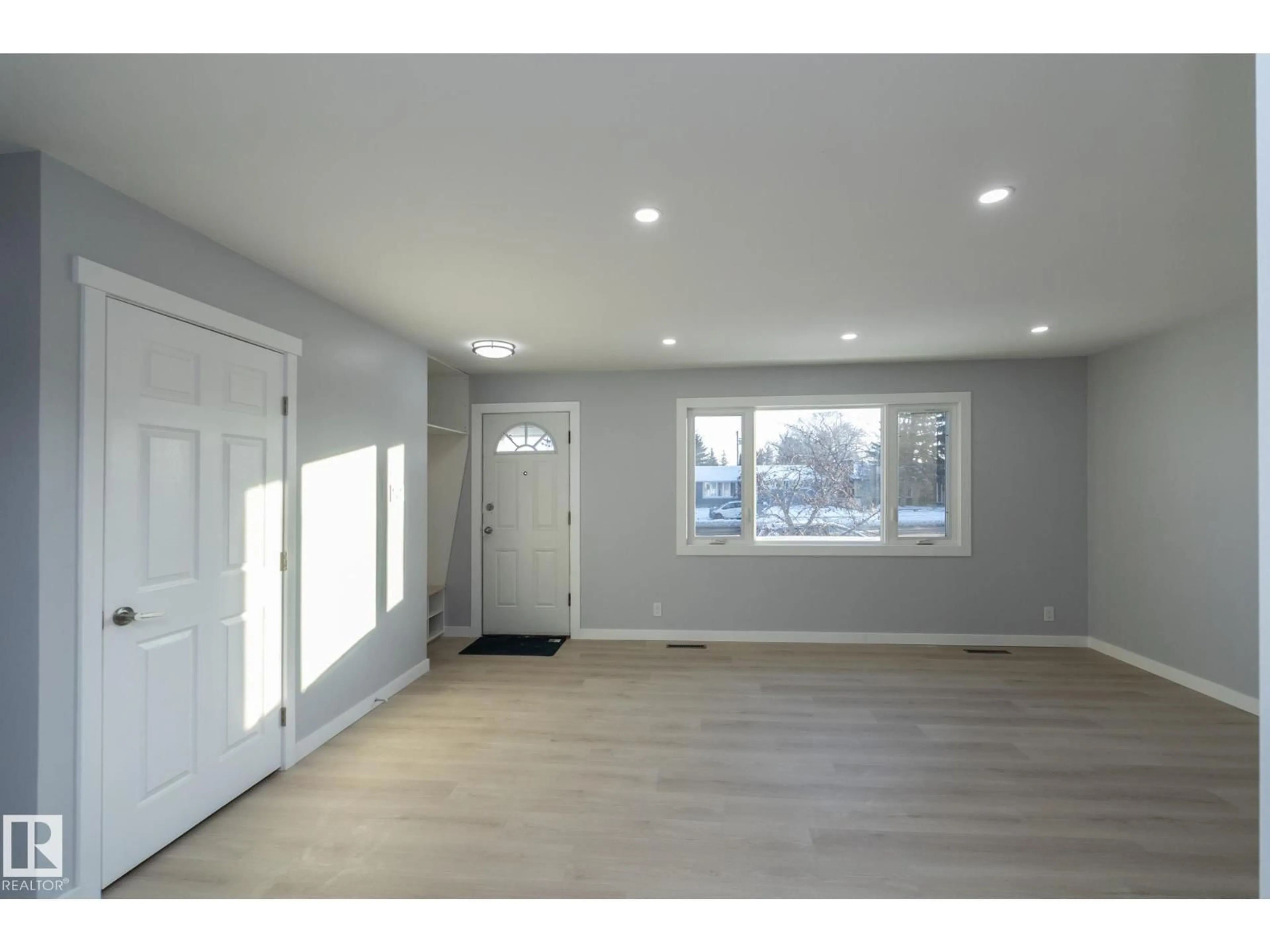 Unknown for NW - 8008 159 ST, Edmonton Alberta T5R2E4