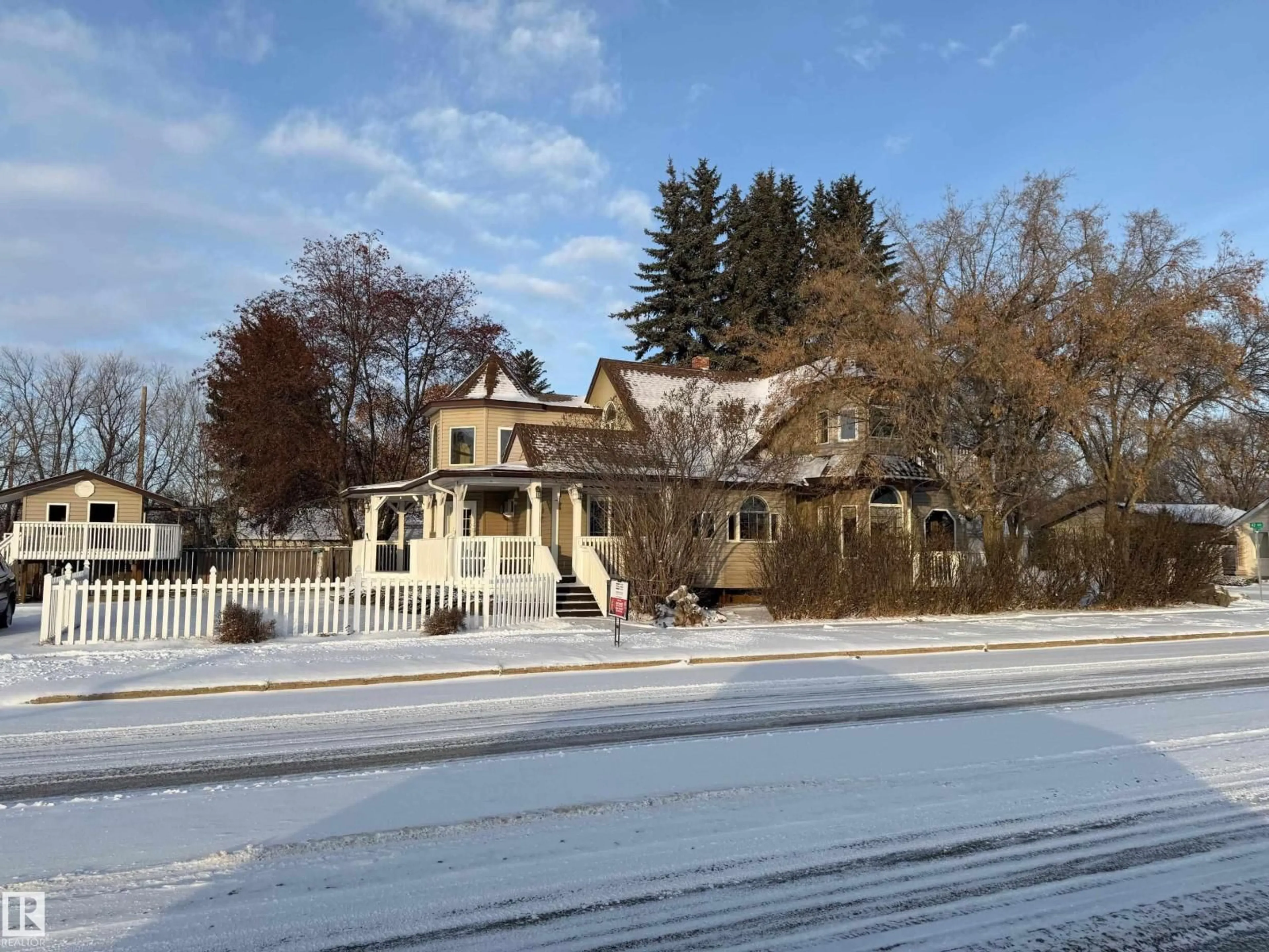 Unknown for 5001 42 AV, Wetaskiwin Alberta T9A0B5