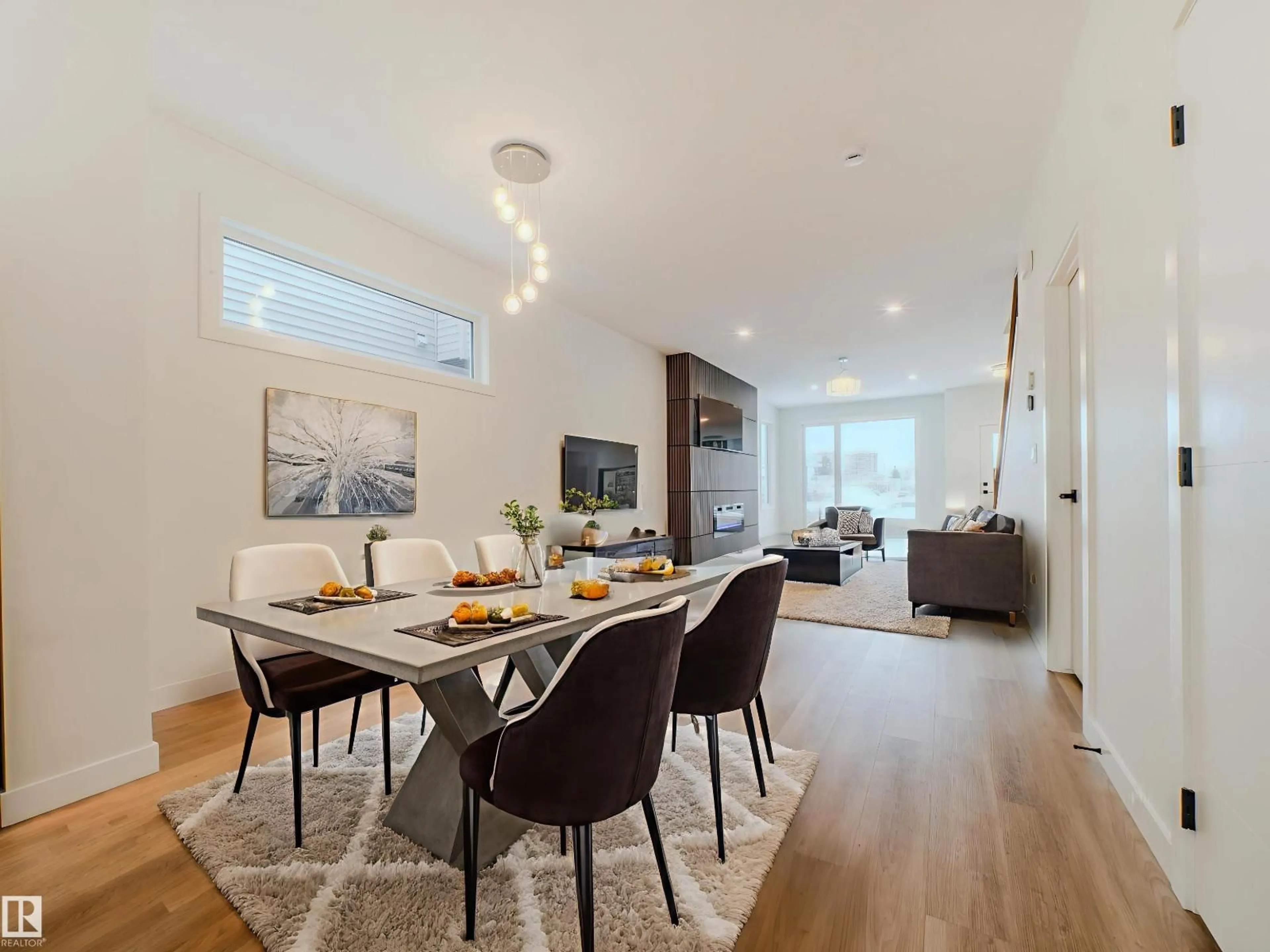 Dining room, wood/laminate floor for 8713 149 ST, Edmonton Alberta T5R1B5