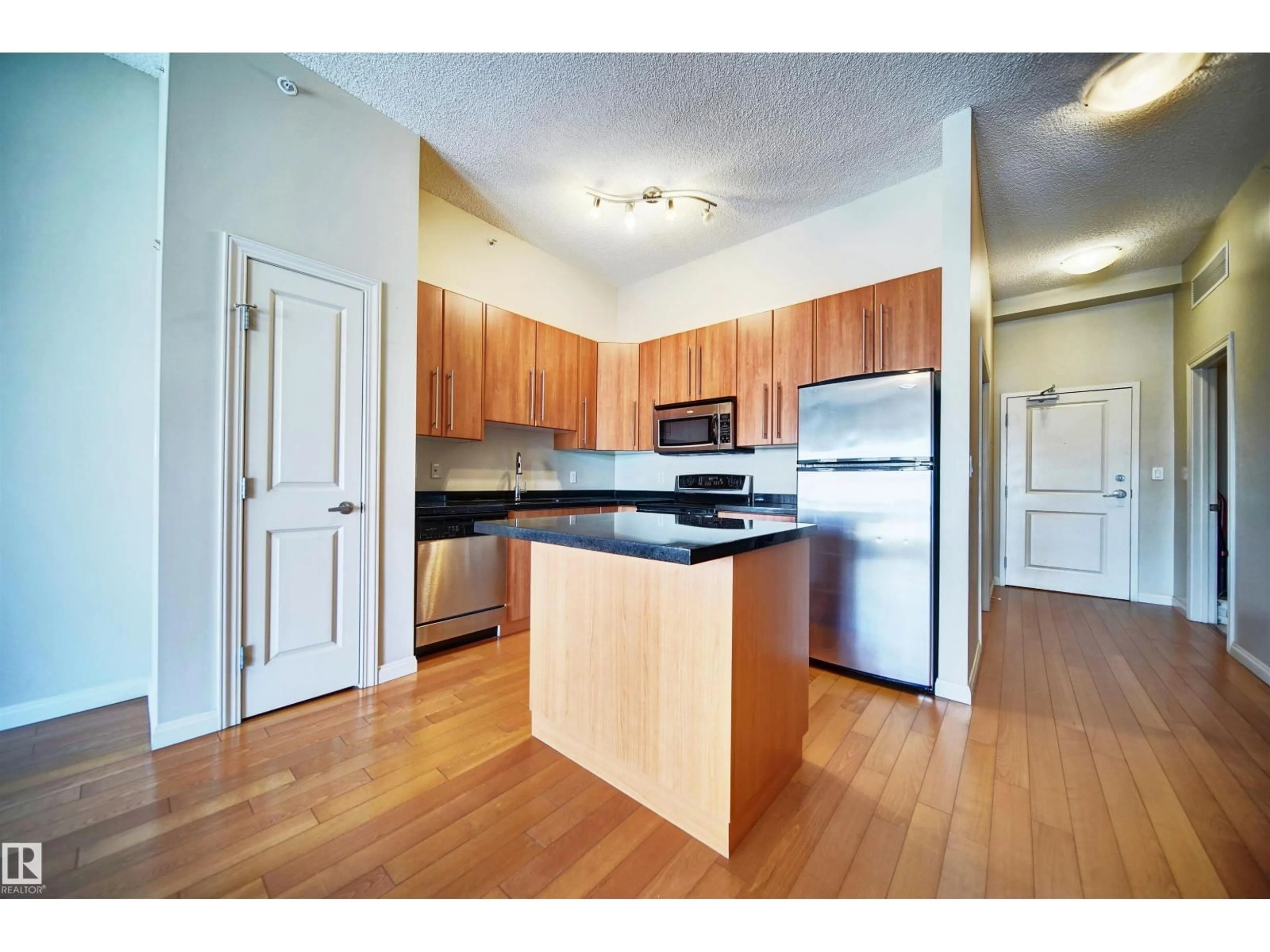 Standard kitchen, wood/laminate floor for 9819 - 1206 104 ST, Edmonton Alberta T5K0Y8