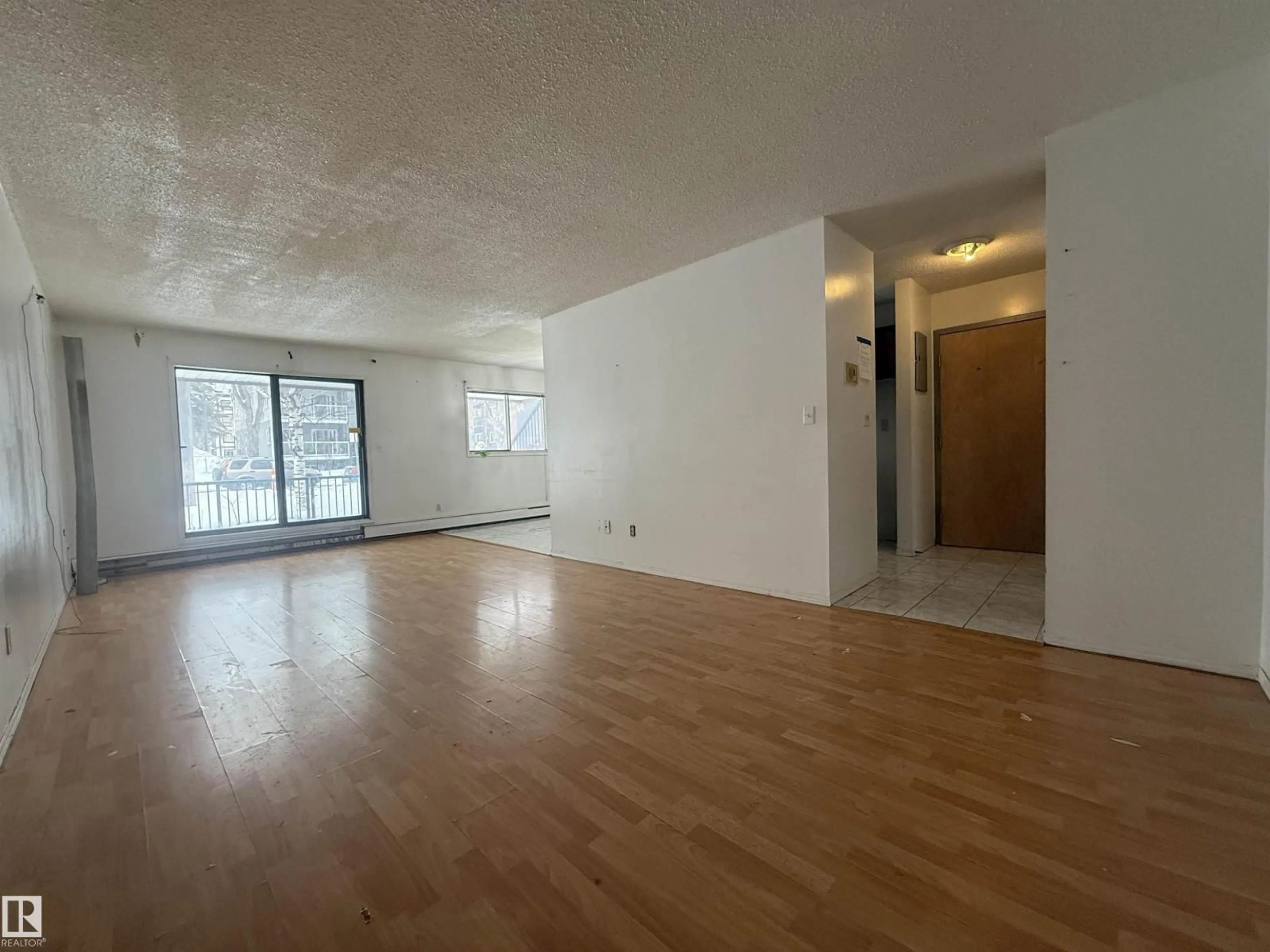 A pic of a room for 10737 116 ST, Edmonton Alberta T5H3M3