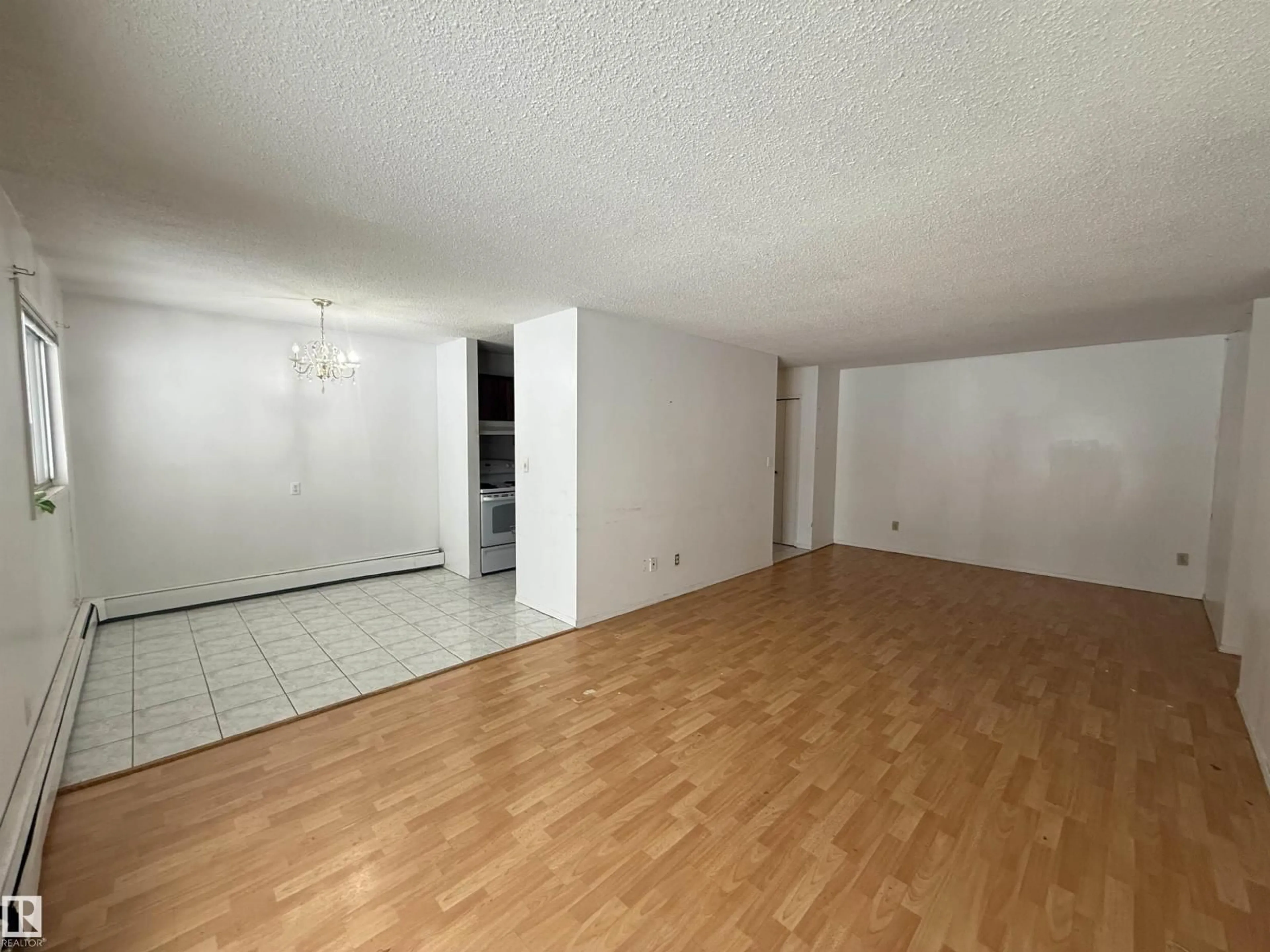 A pic of a room for 10737 116 ST, Edmonton Alberta T5H3M3